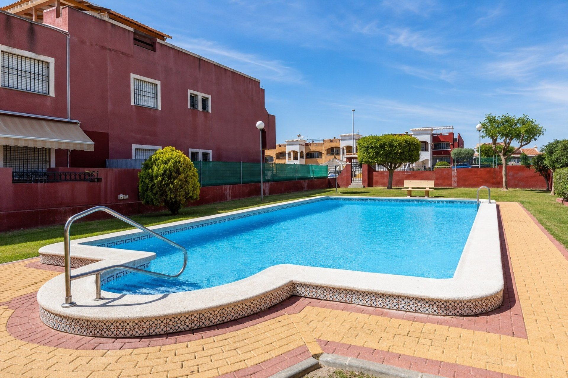 Resale - Townhouse -
Los Altos - Dream Hills - Dream Hills 2