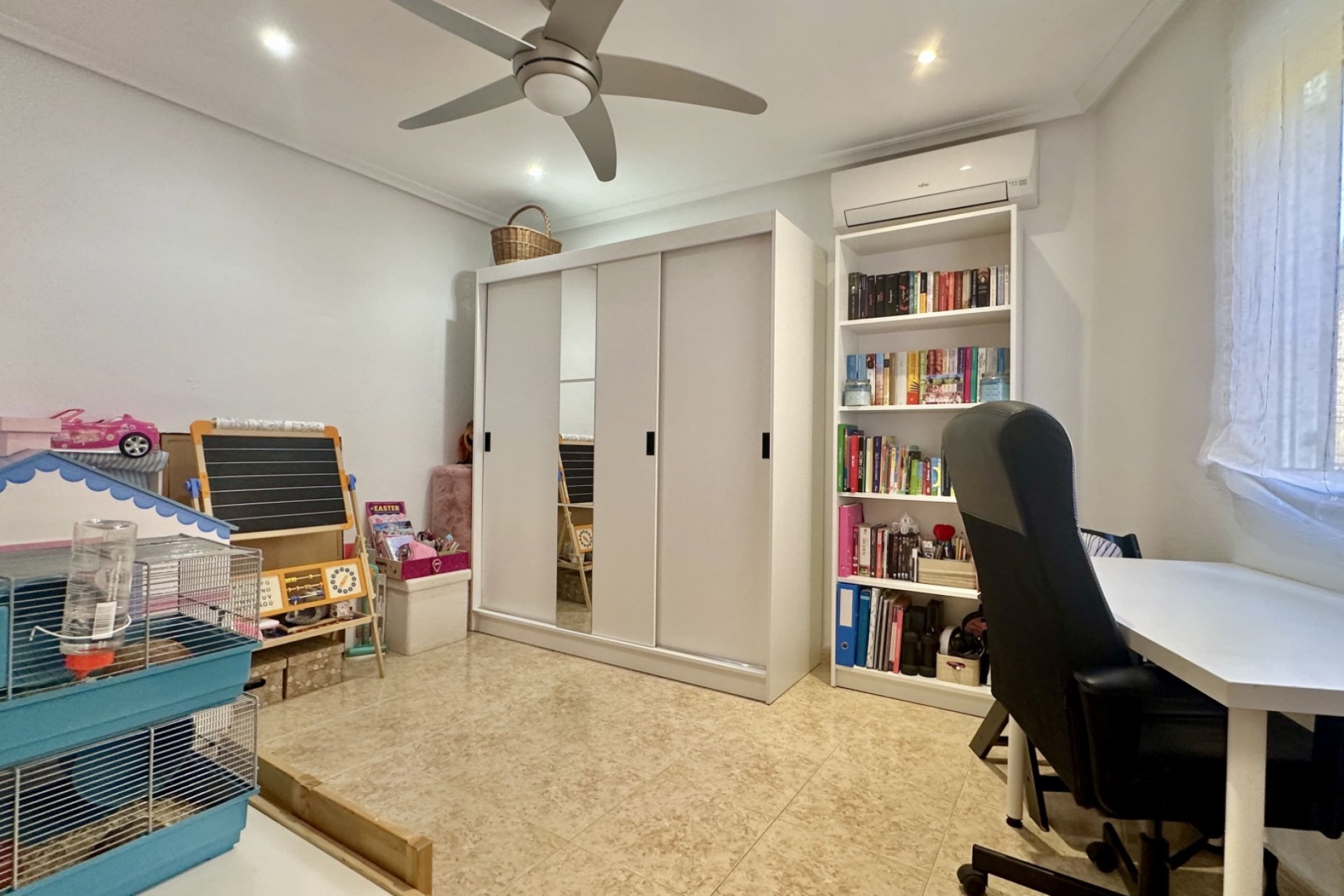 Resale - Townhouse -
Orihuela Costa - La Florida