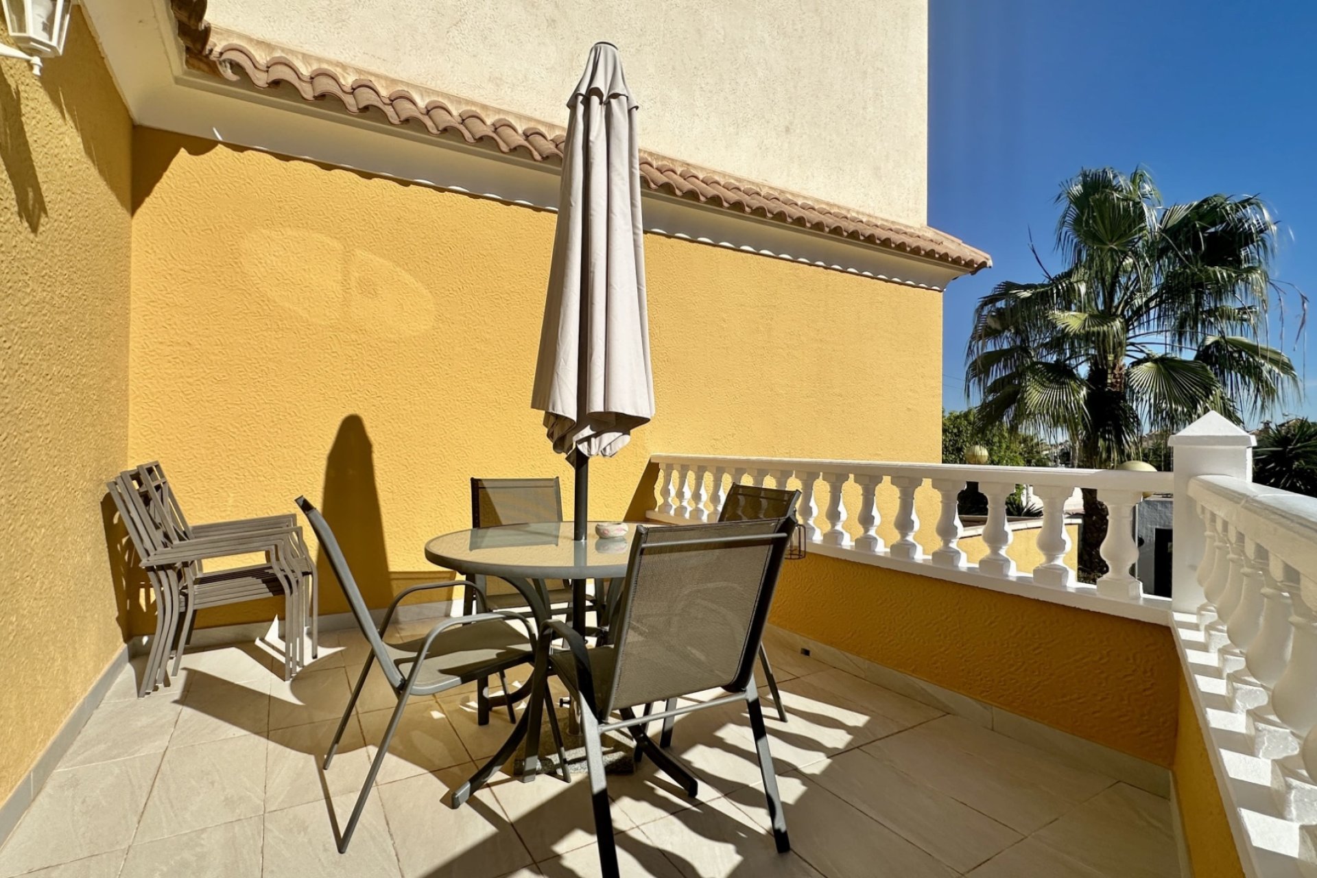 Resale - Townhouse -
Orihuela Costa - La Florida