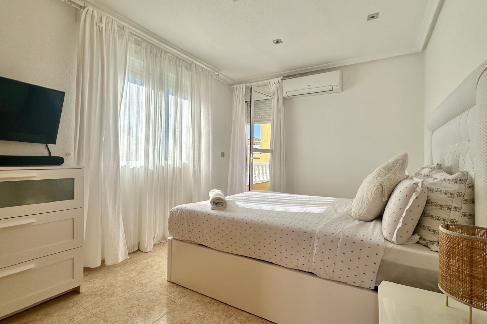 Resale - Townhouse -
Orihuela Costa - La Florida