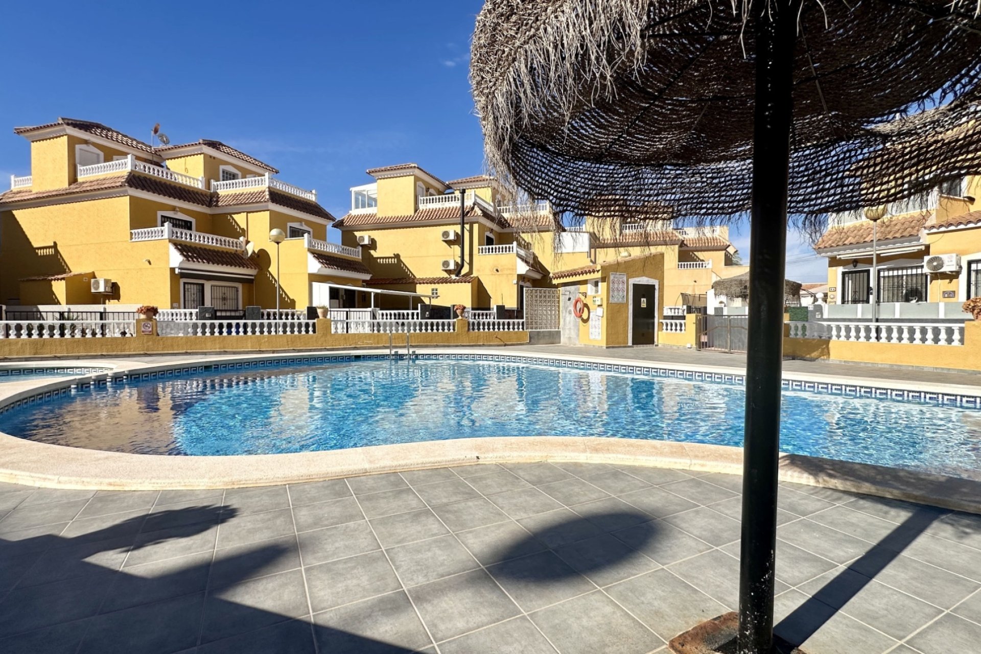 Resale - Townhouse -
Orihuela Costa - La Florida