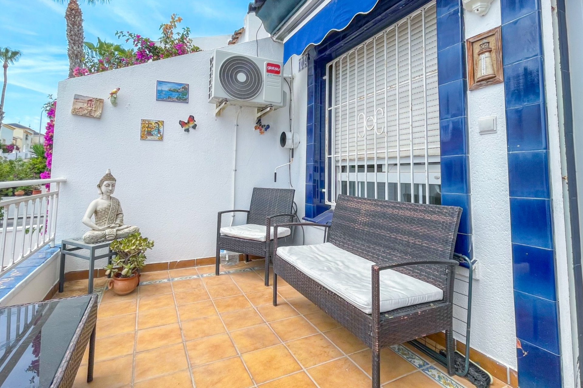 Resale - Townhouse -
Orihuela Costa - La Rioja