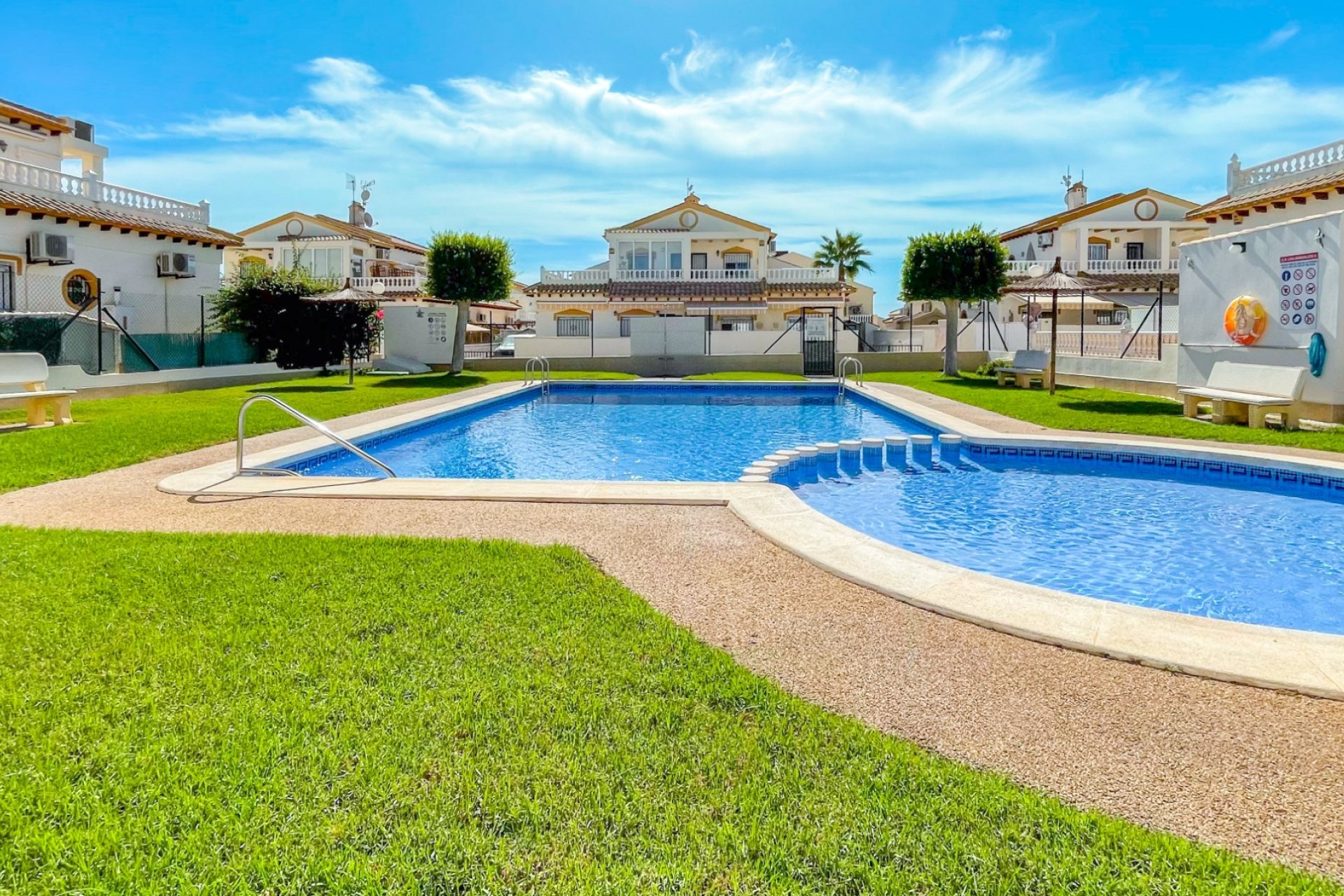 Resale - Townhouse -
Orihuela Costa - Los Altos *