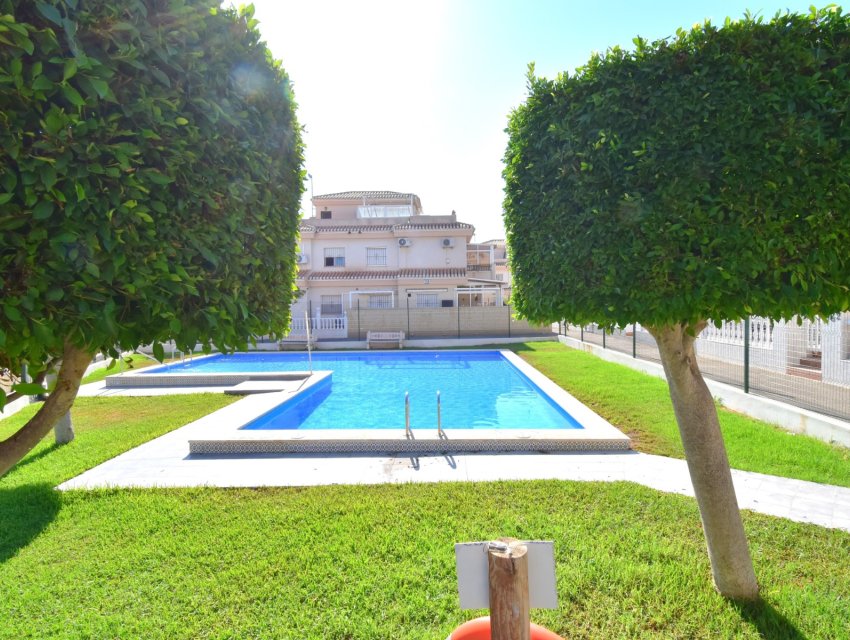Resale - Townhouse -
Orihuela Costa - Playa Flamenca