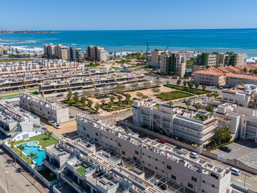 Resale - Townhouse -
Pilar de la Horadada - Mil Palmeras
