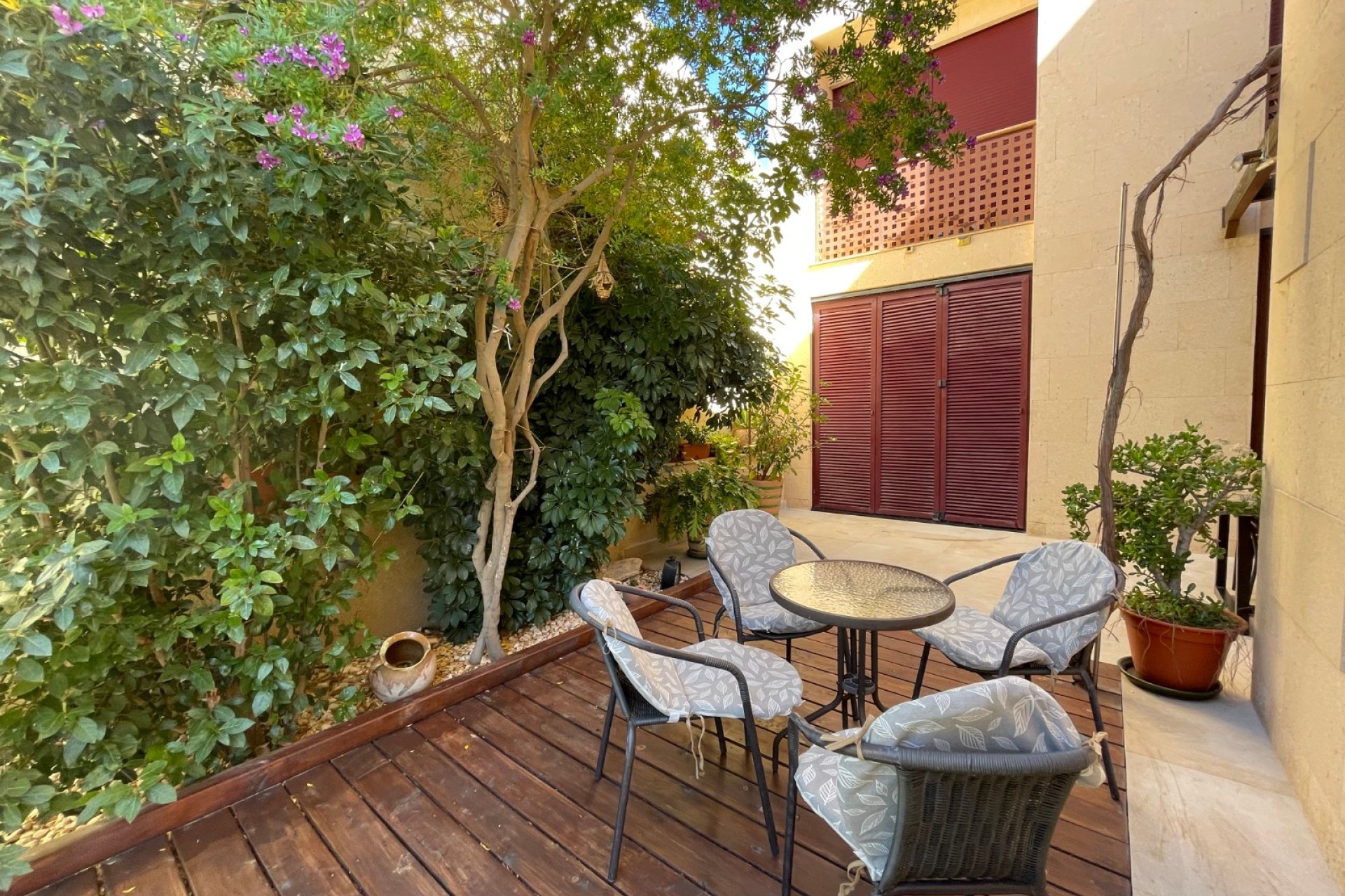Resale - Townhouse -
Villanueva Rio Segura - Villanueva