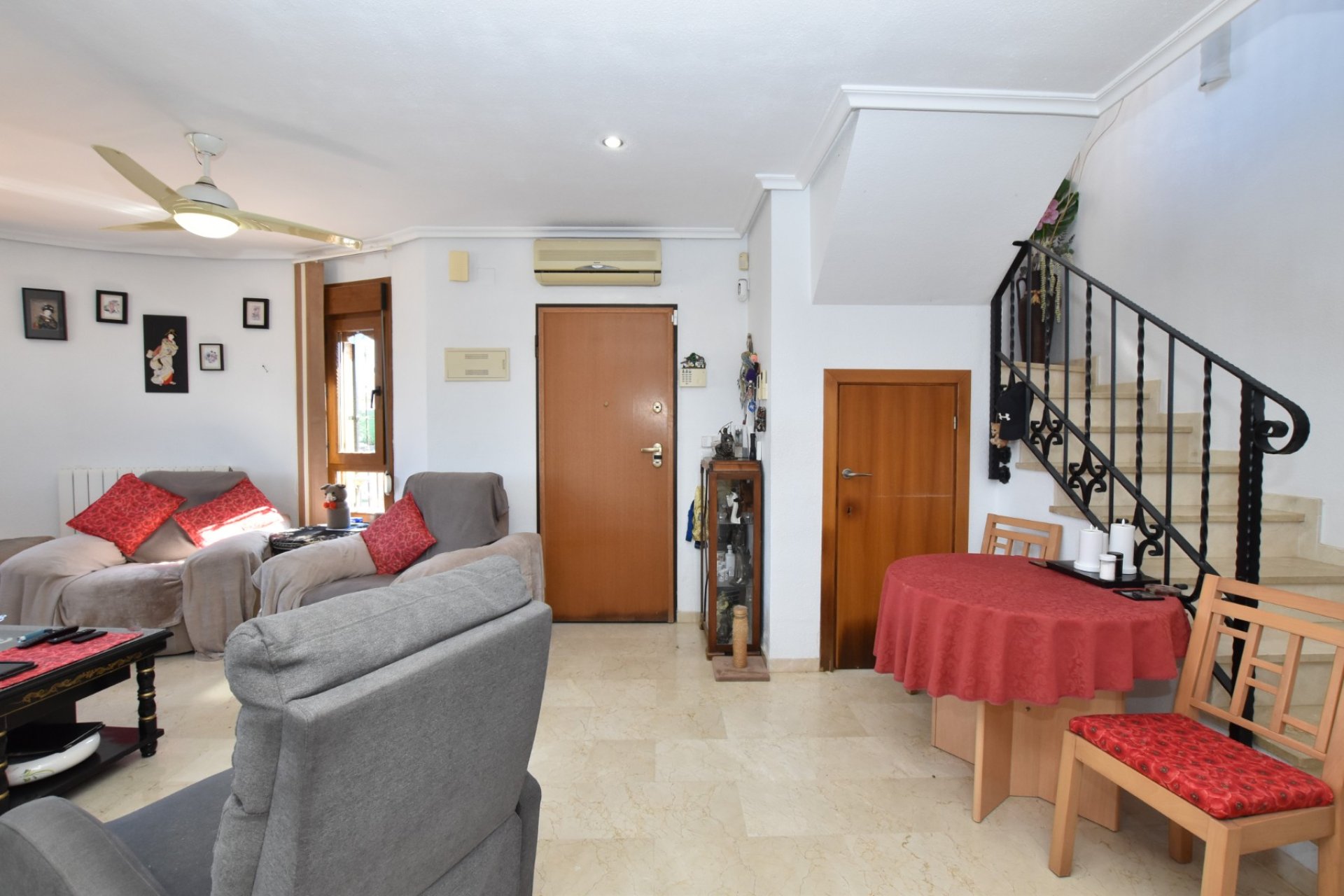 Resale - Villa -
Algorfa - La finca Golf