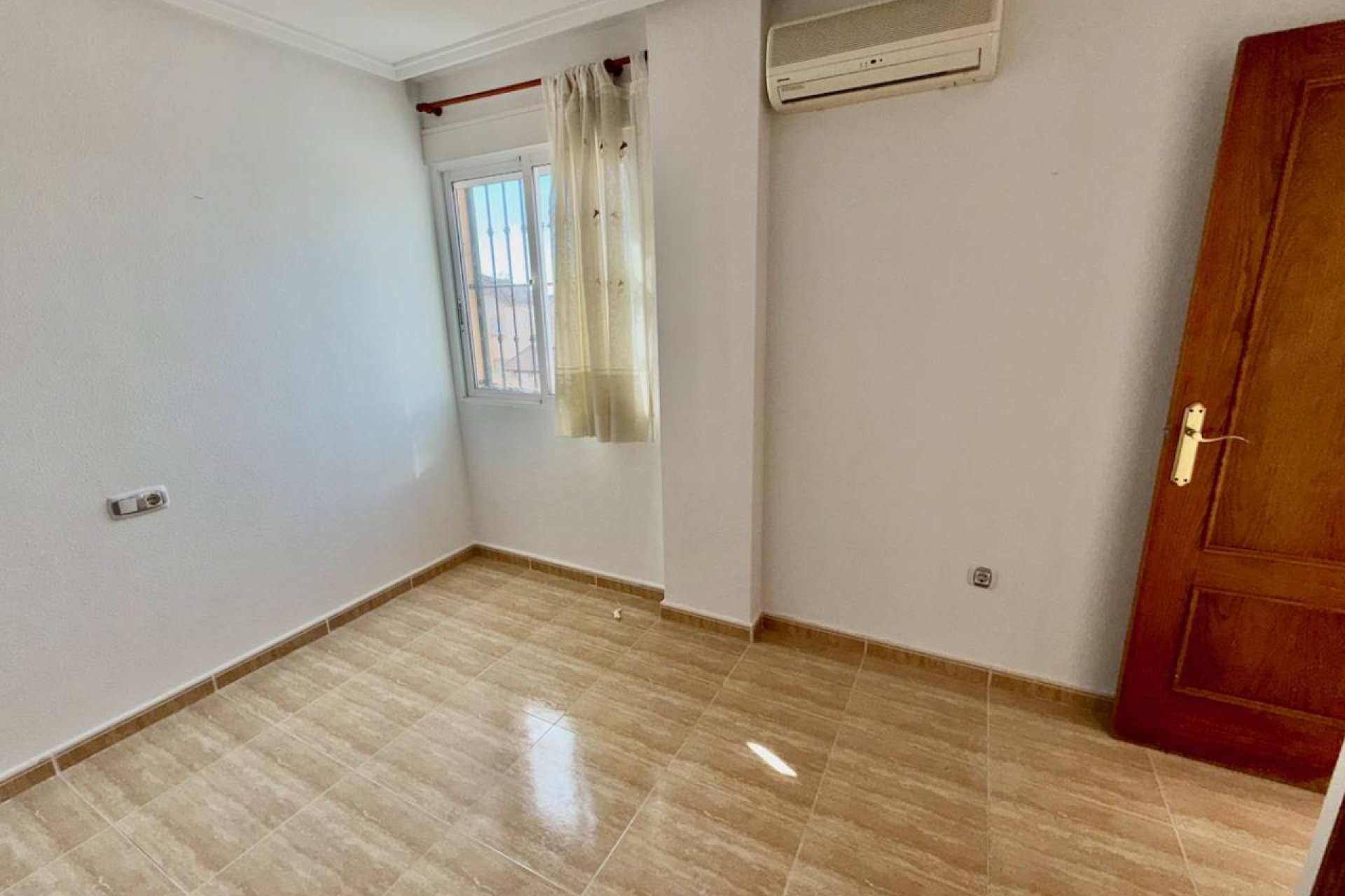 Resale - Villa -
Algorfa - Lo Crispin