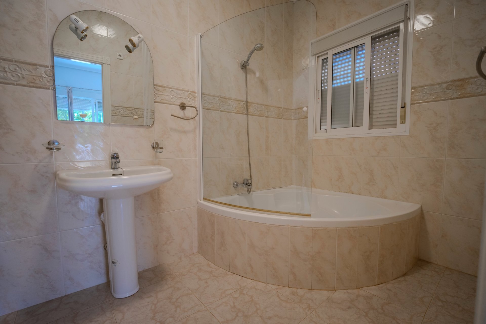 Resale - Villa -
Ciudad Quesada - Doña Pepa