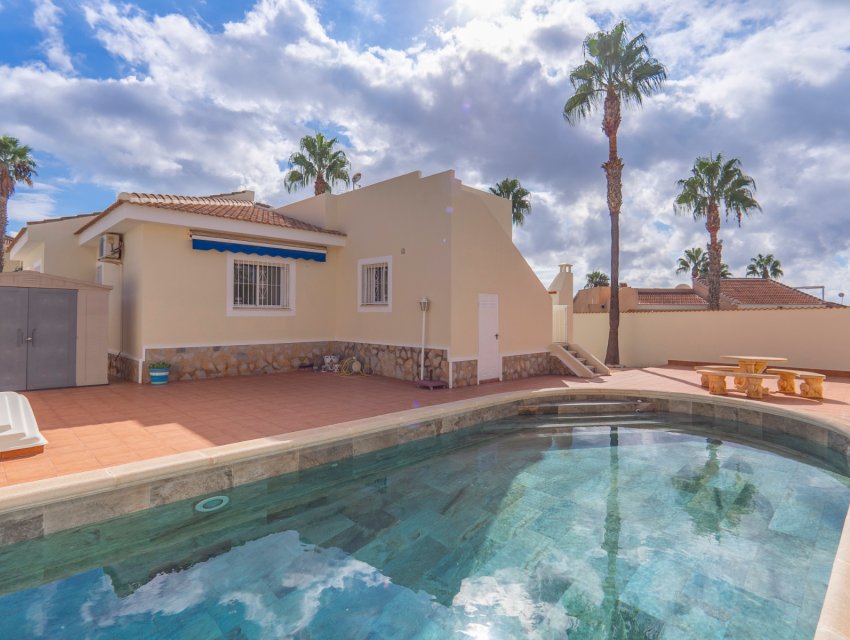 Resale - Villa -
Ciudad Quesada - La Fiesta