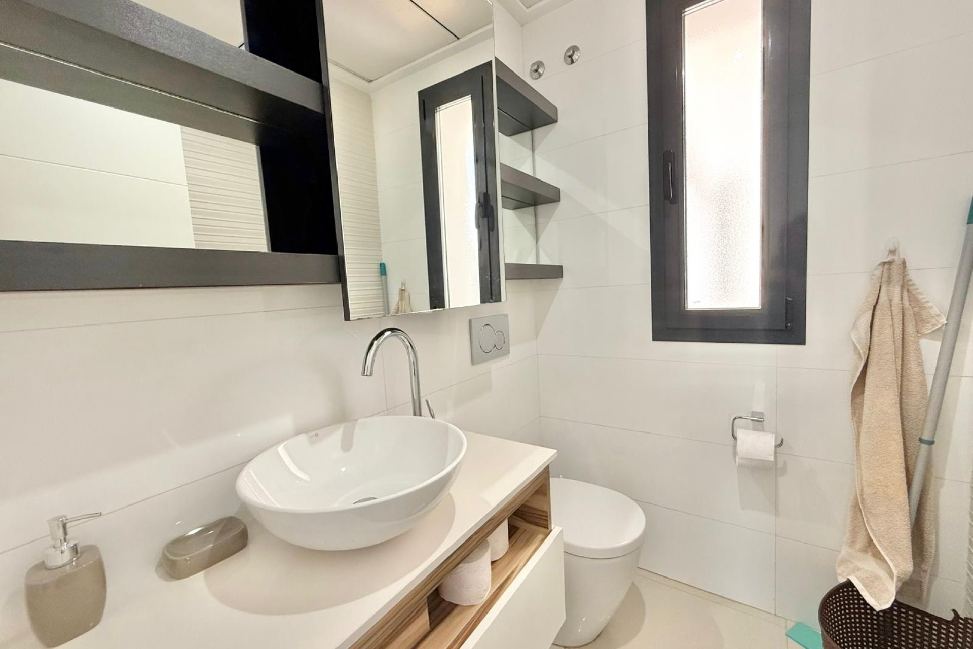 Resale - Villa -
Ciudad Quesada - Pueblo Bravo