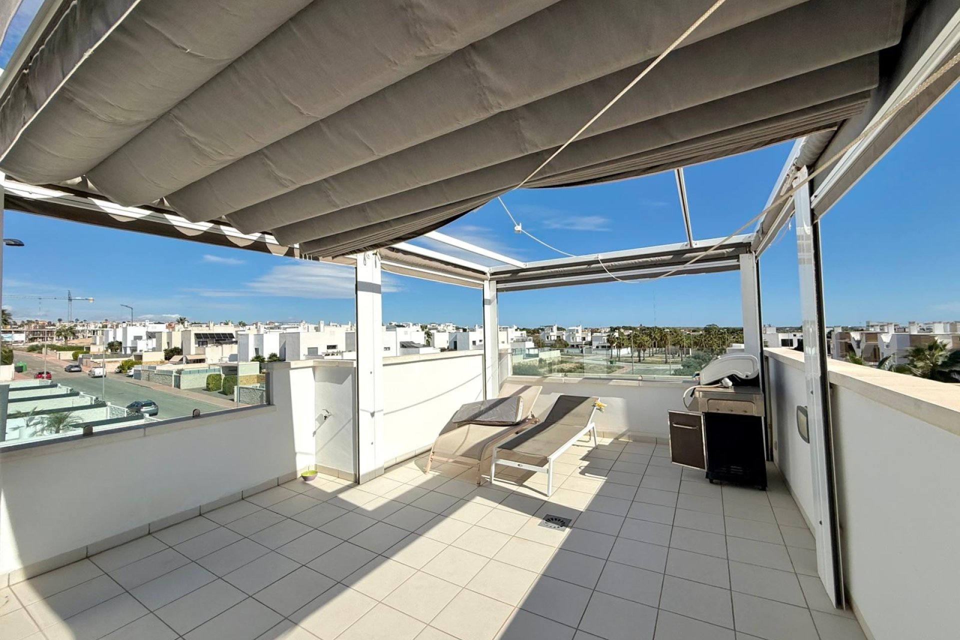 Resale - Villa -
Ciudad Quesada - Pueblo Bravo