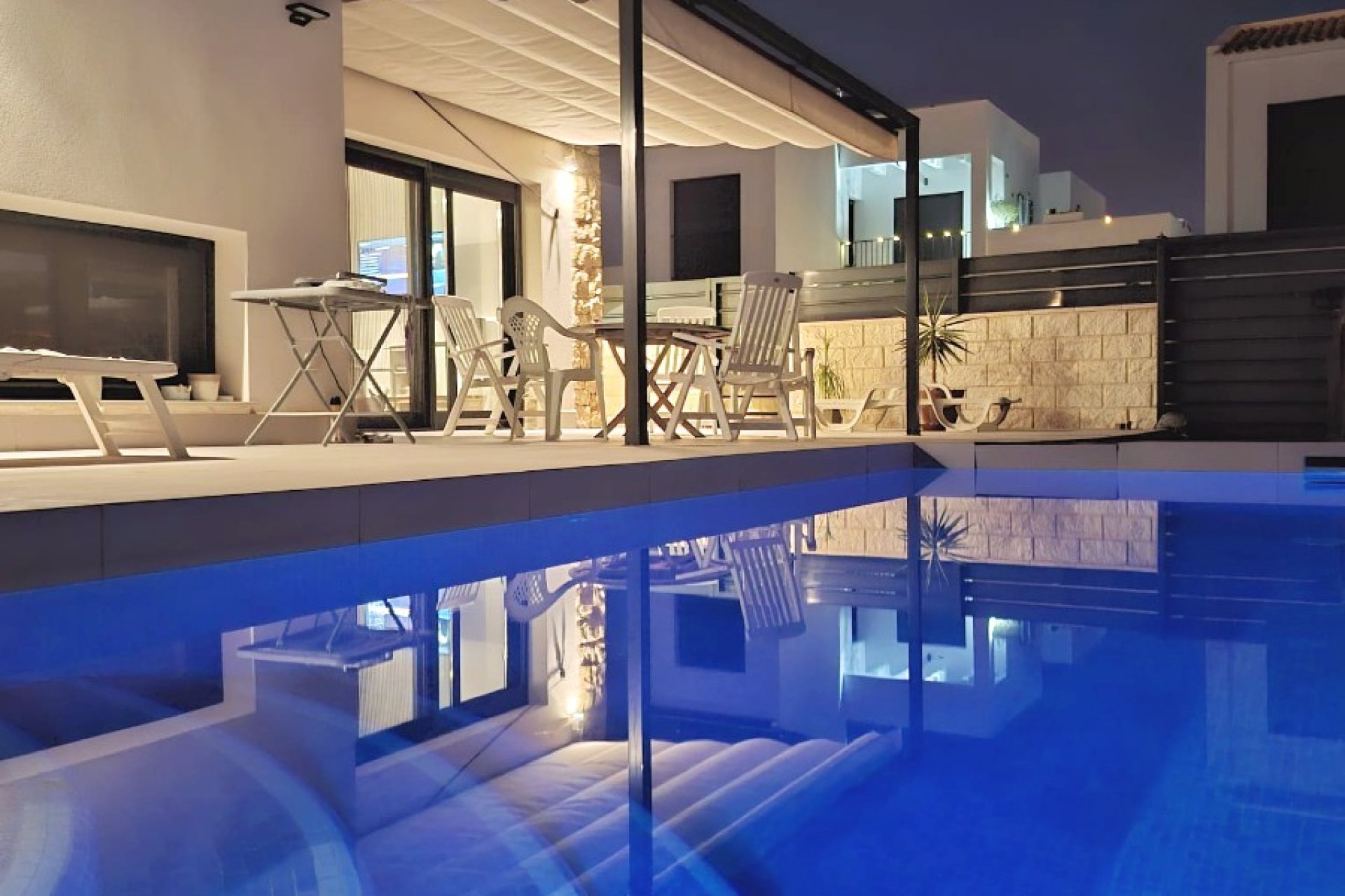 Resale - Villa -
Ciudad Quesada - Pueblo Bravo