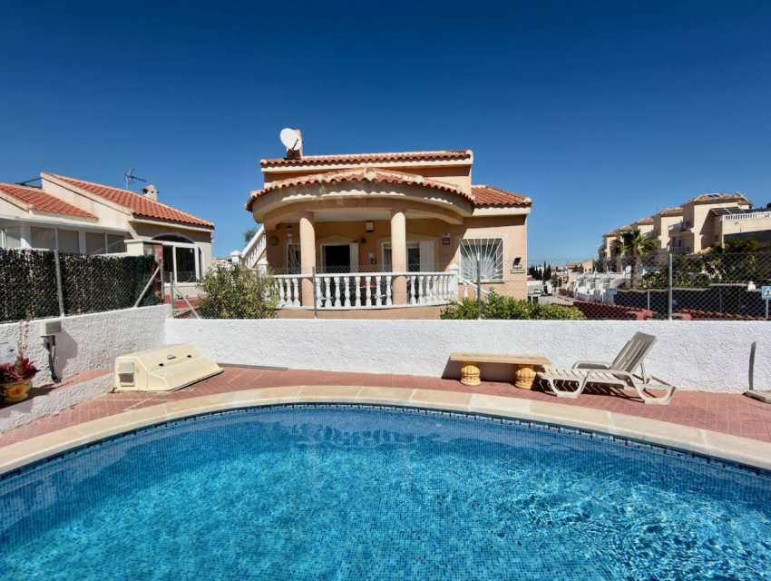 Resale - Villa -
Ciudad Quesada - Rojales