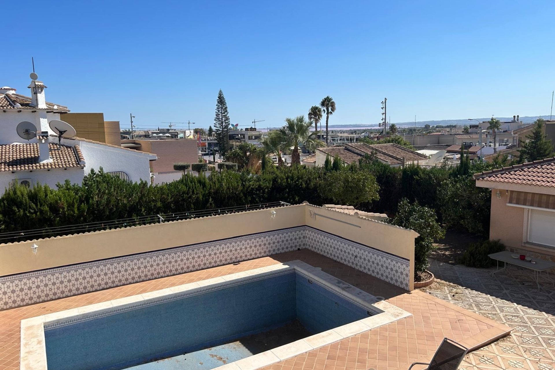 Resale - Villa -
Ciudad Quesada - town