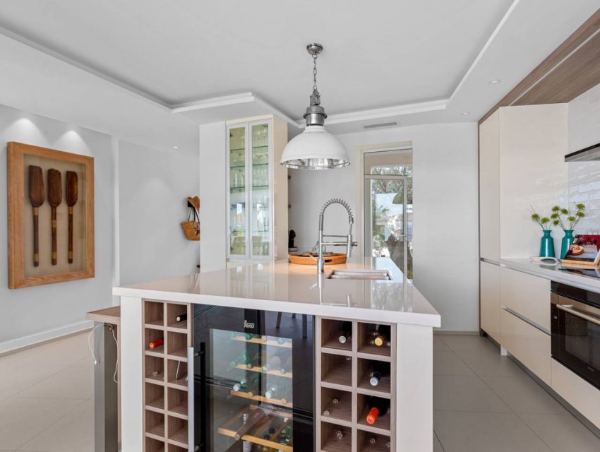 Resale - Villa -
Ciudad Quesada