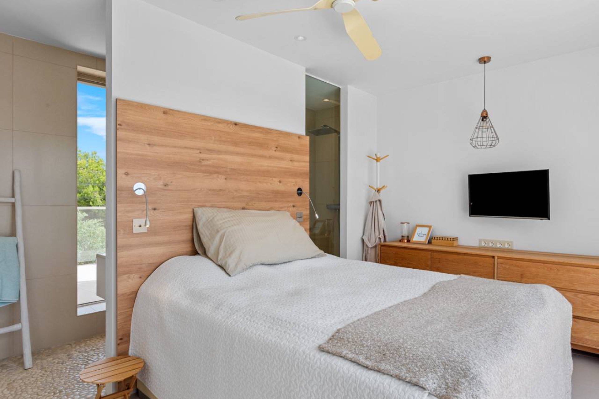 Resale - Villa -
Ciudad Quesada