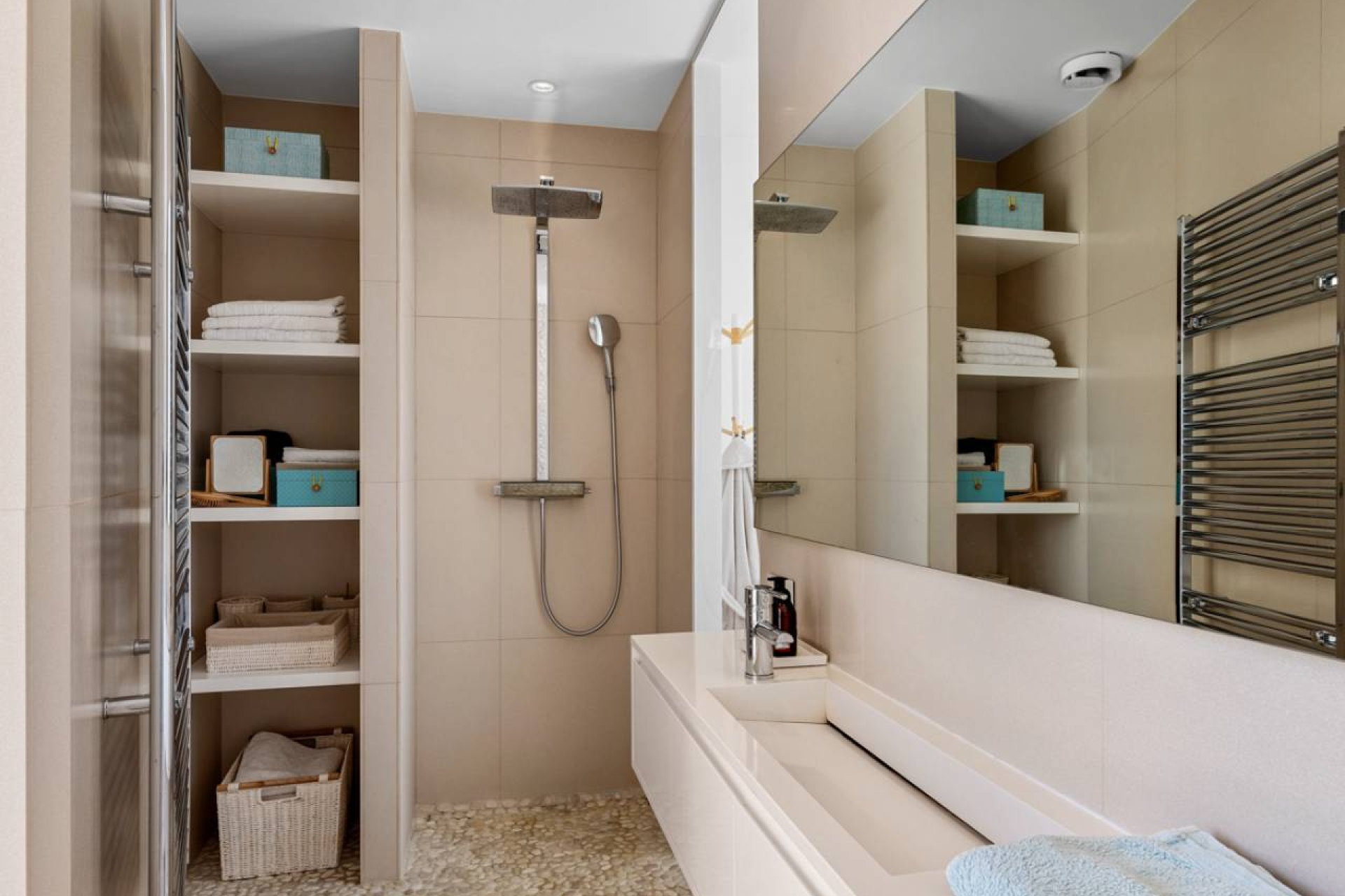 Resale - Villa -
Ciudad Quesada