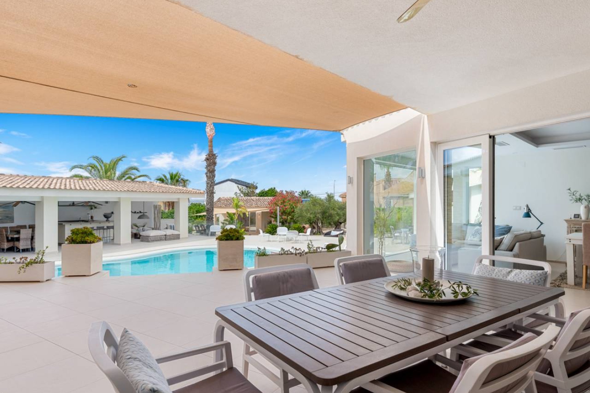 Resale - Villa -
Ciudad Quesada