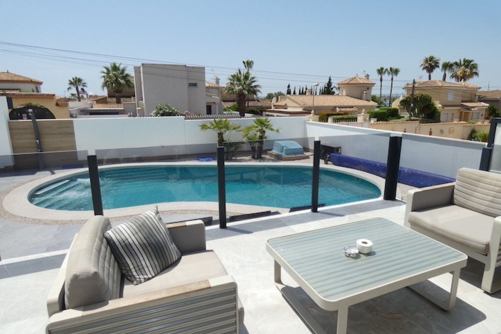 Resale - Villa -
Ciudad Quesada