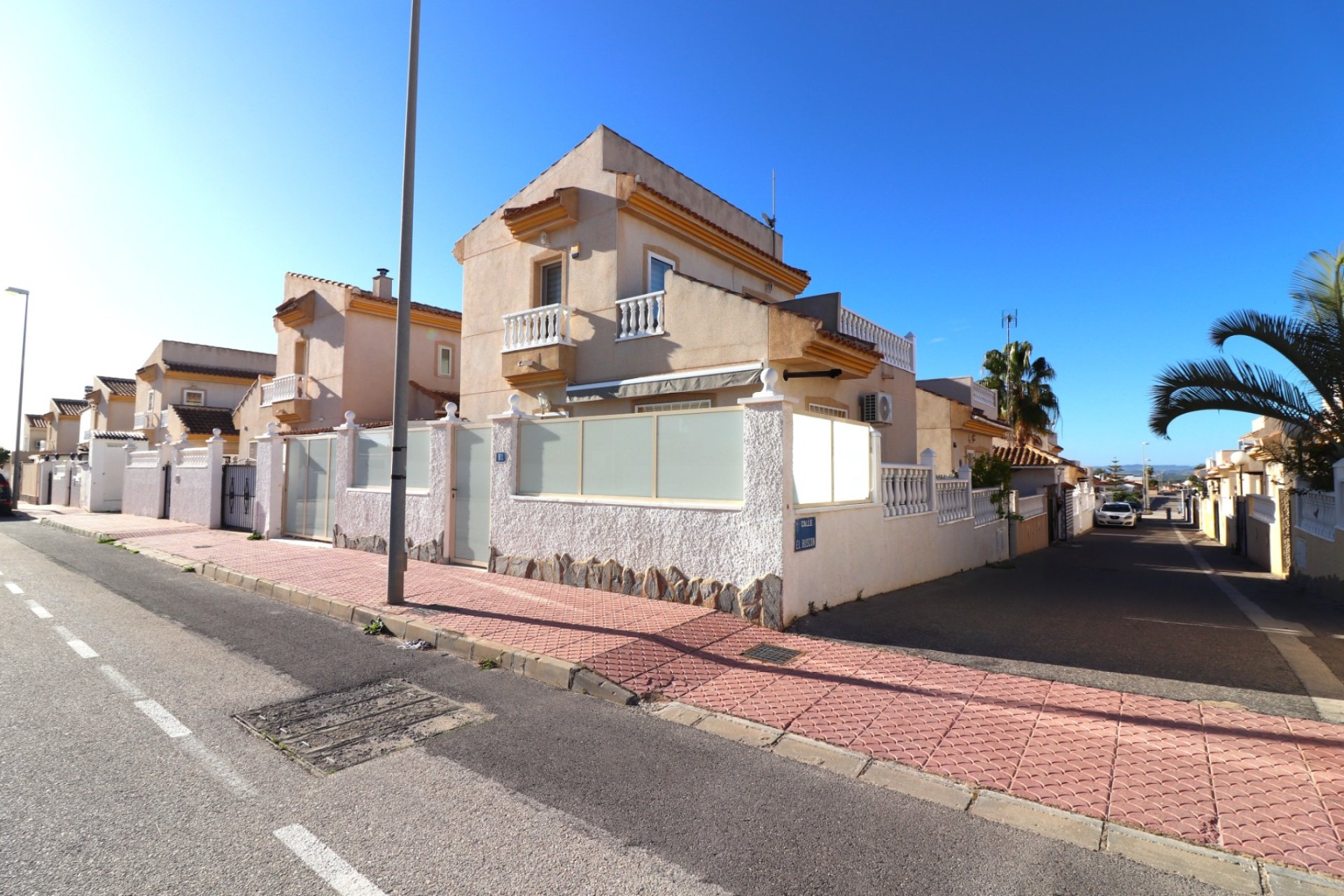 Resale - Villa -
Ciudad Quesada