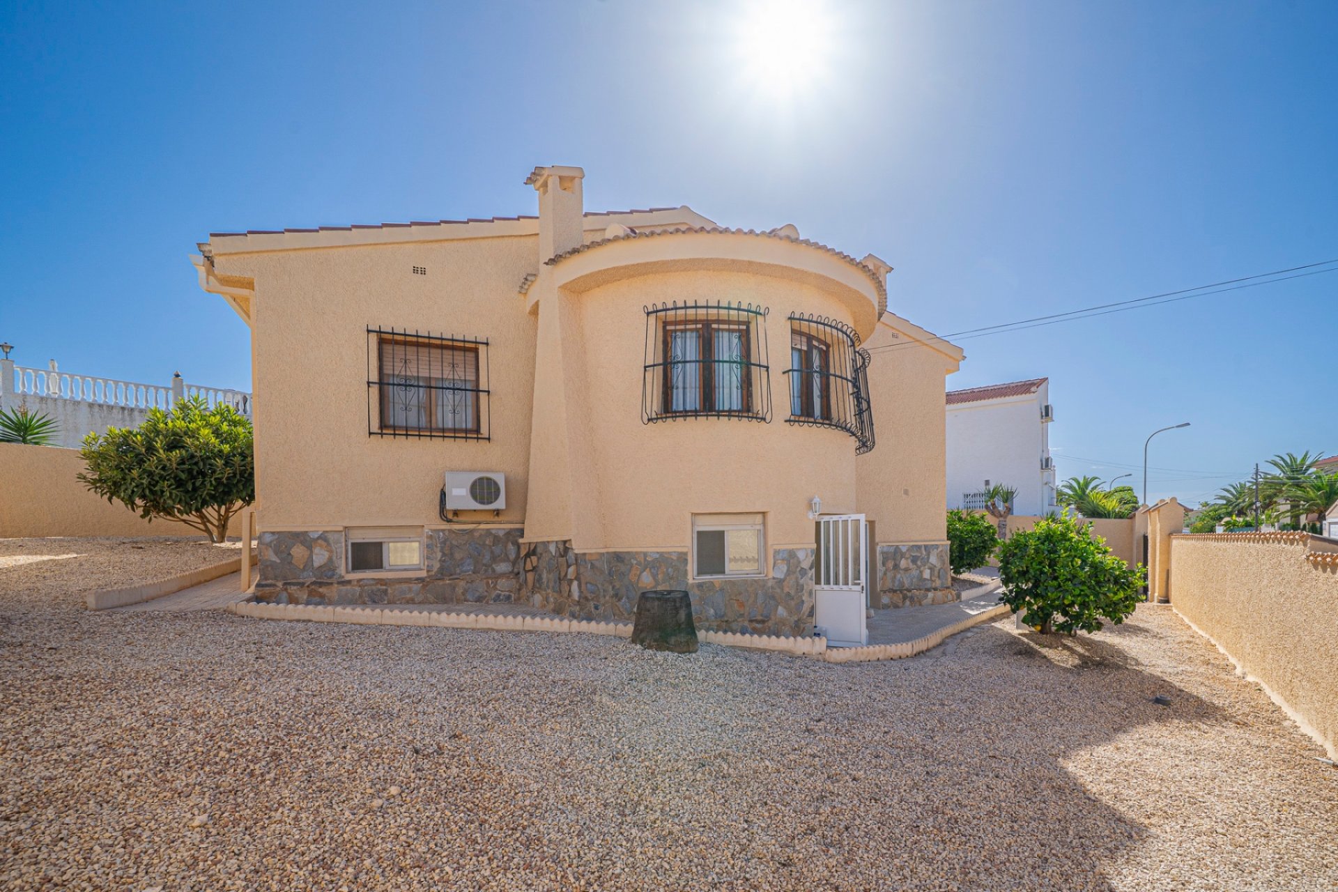 Resale - Villa -
Ciudad Quesada