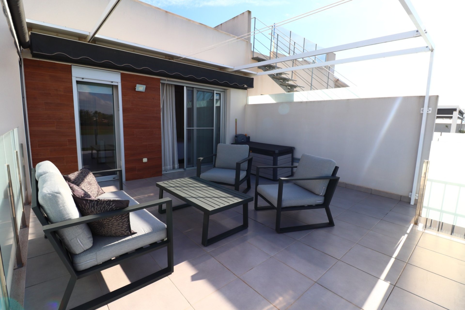 Resale - Villa -
Daya Vieja - Daya Vieja - Town