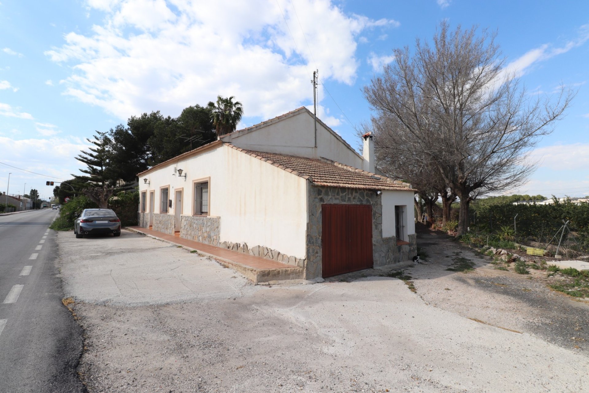 Resale - Villa -
Heredades