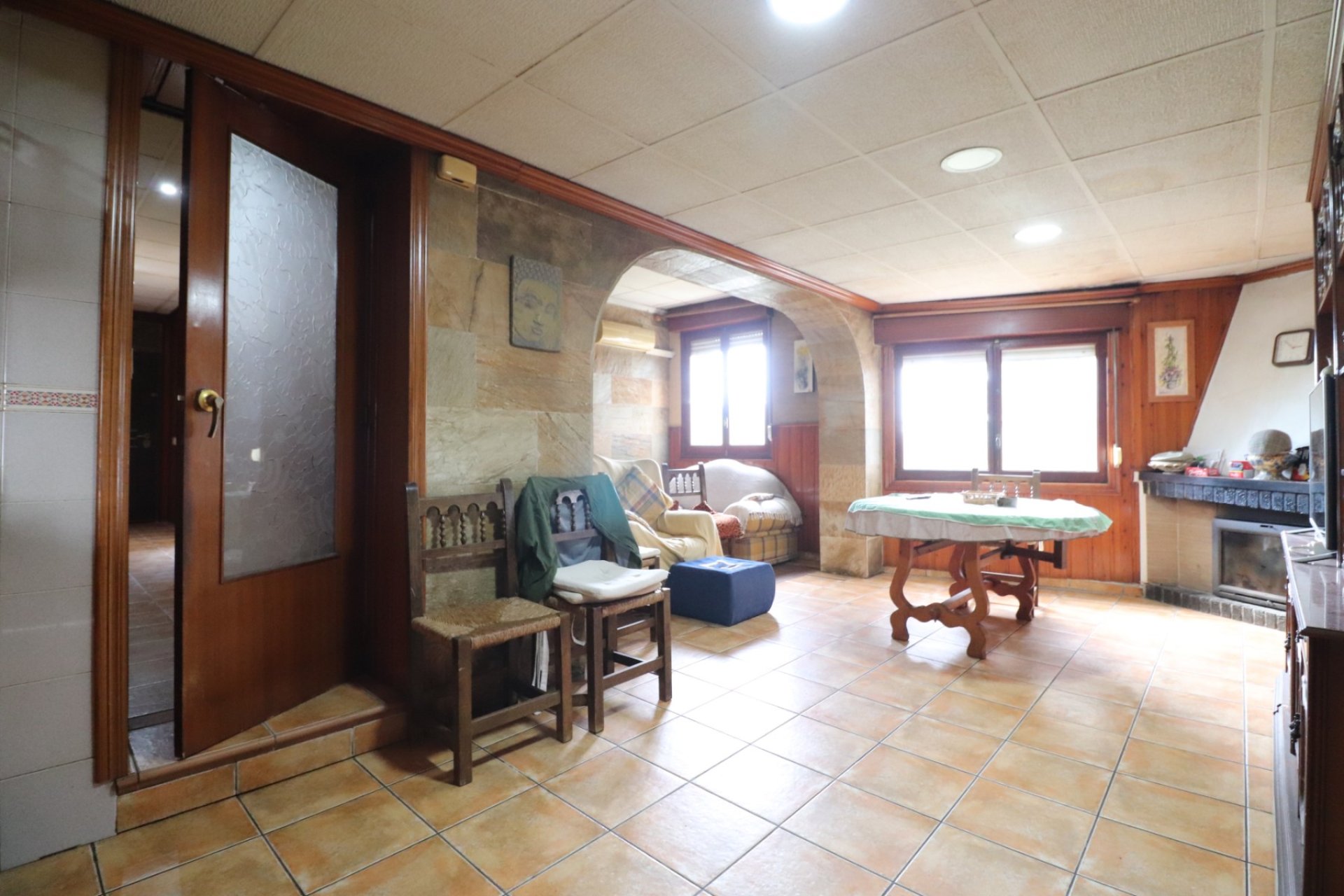 Resale - Villa -
Heredades