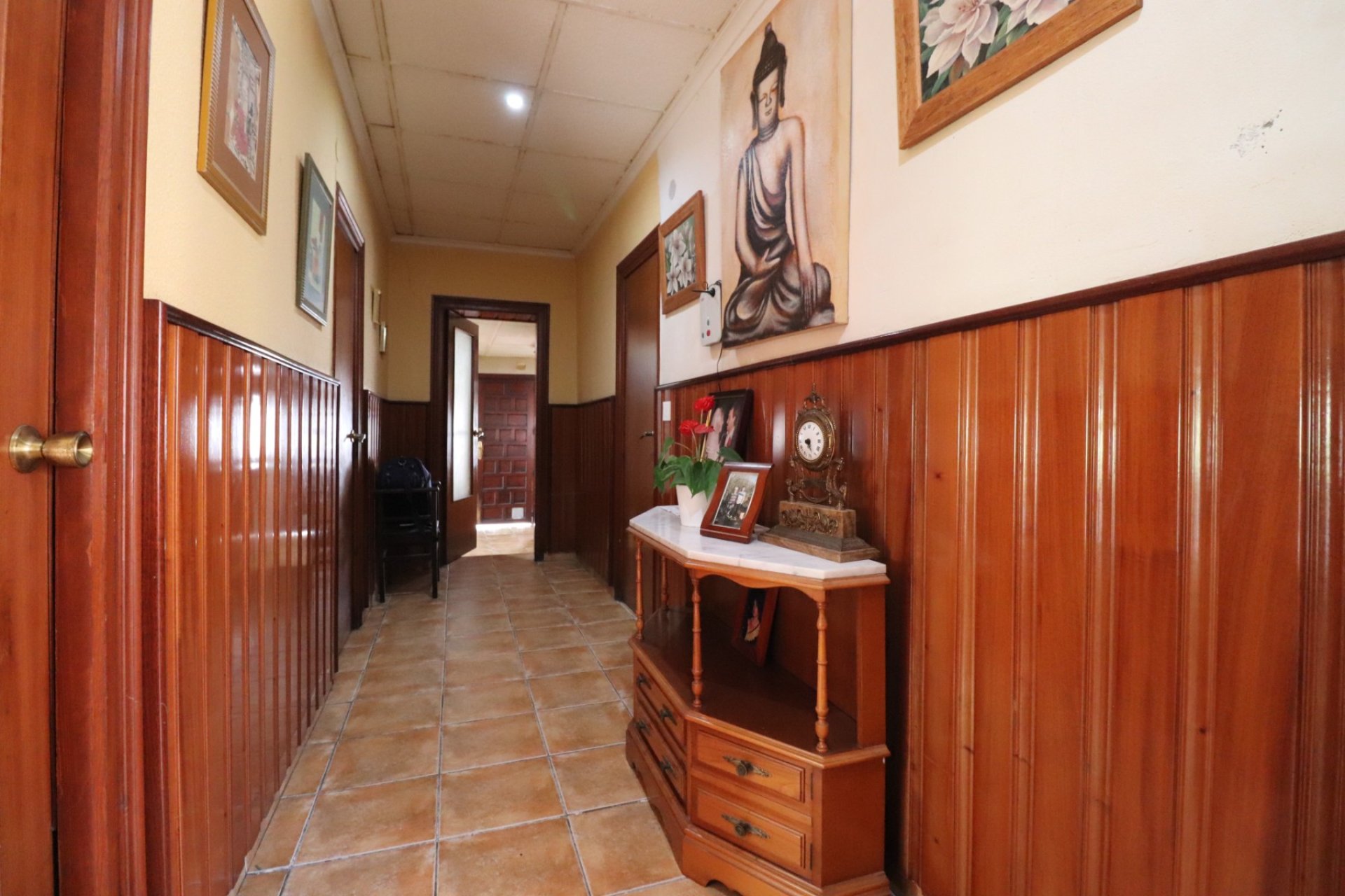 Resale - Villa -
Heredades