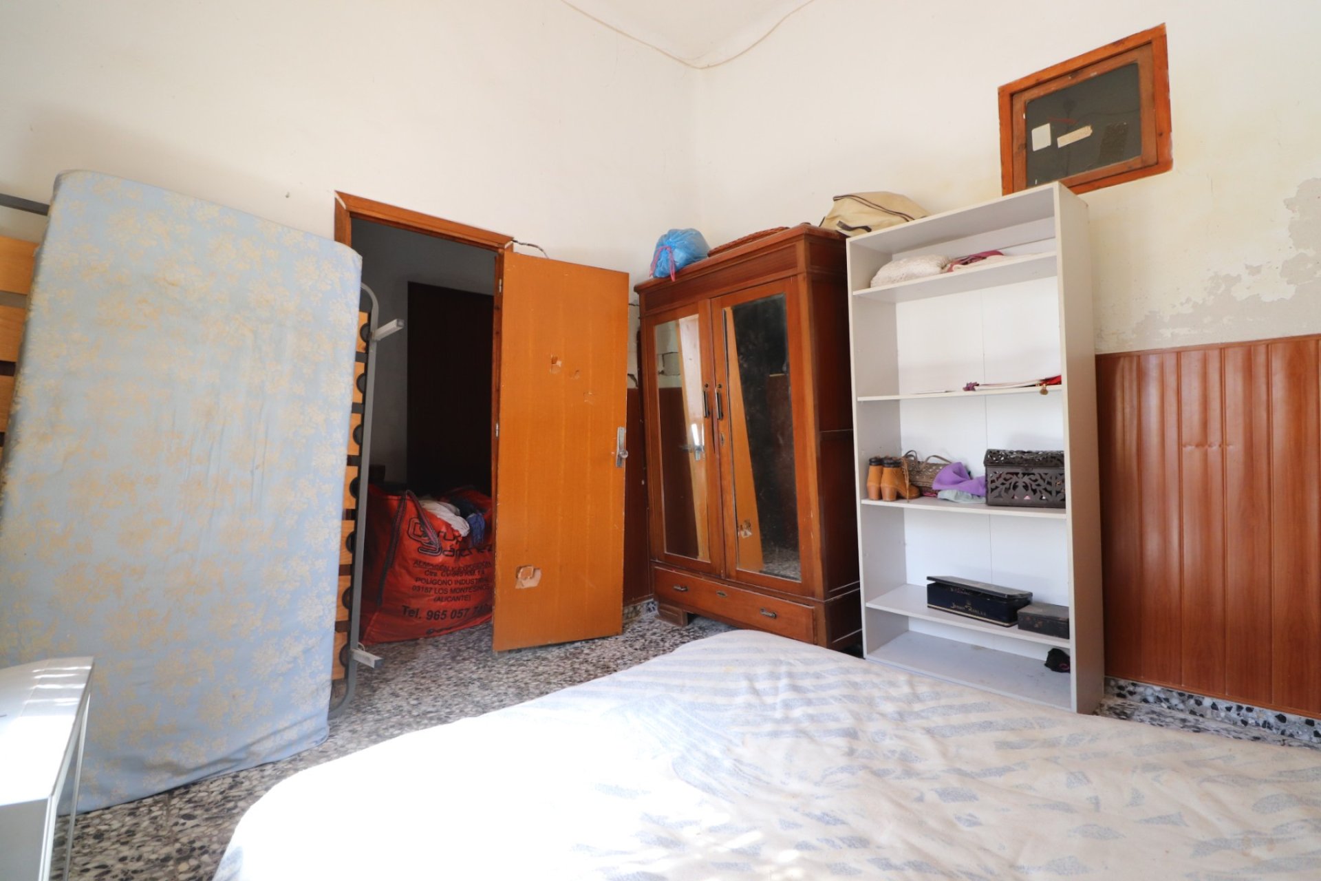 Resale - Villa -
Heredades