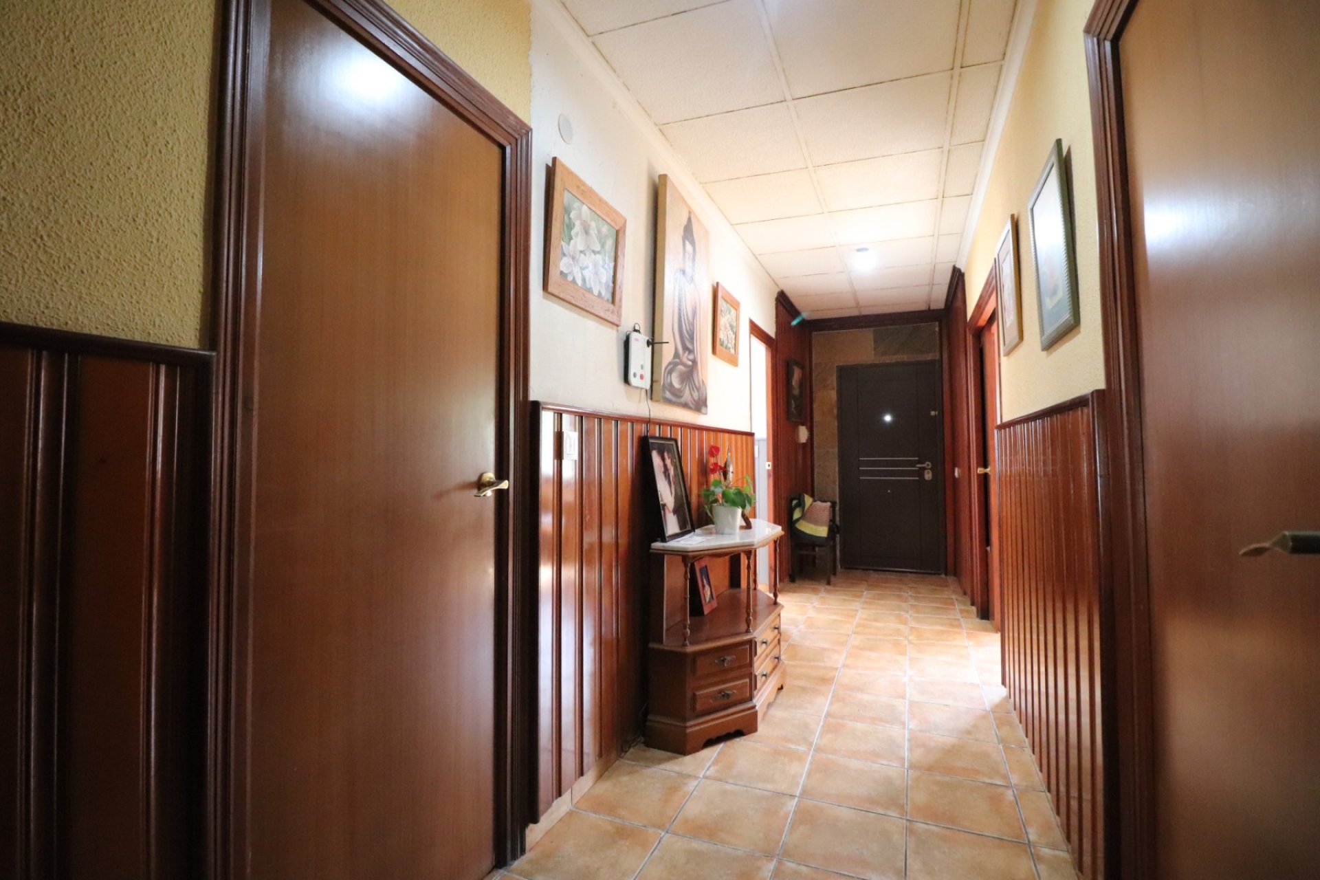 Resale - Villa -
Heredades