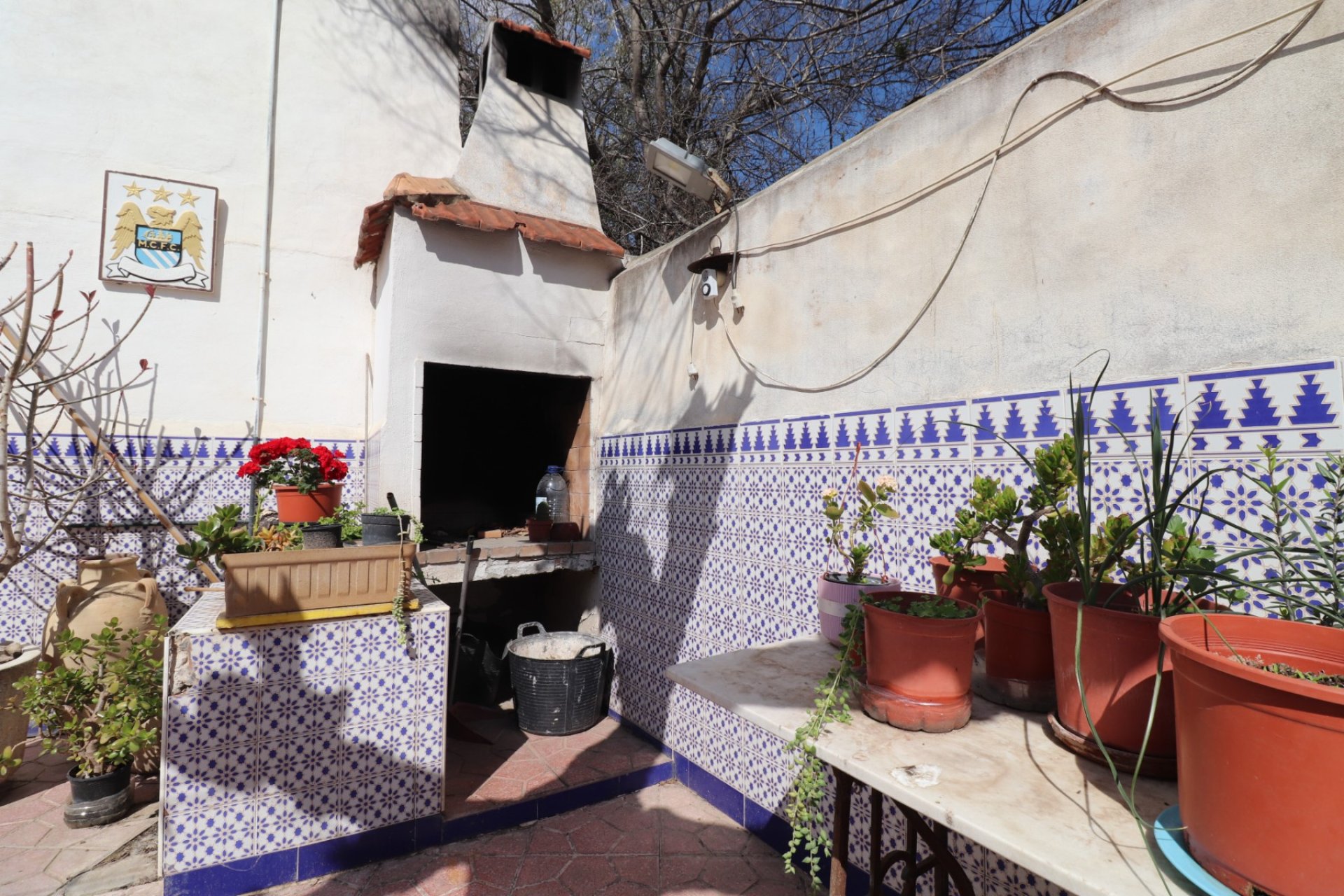 Resale - Villa -
Heredades