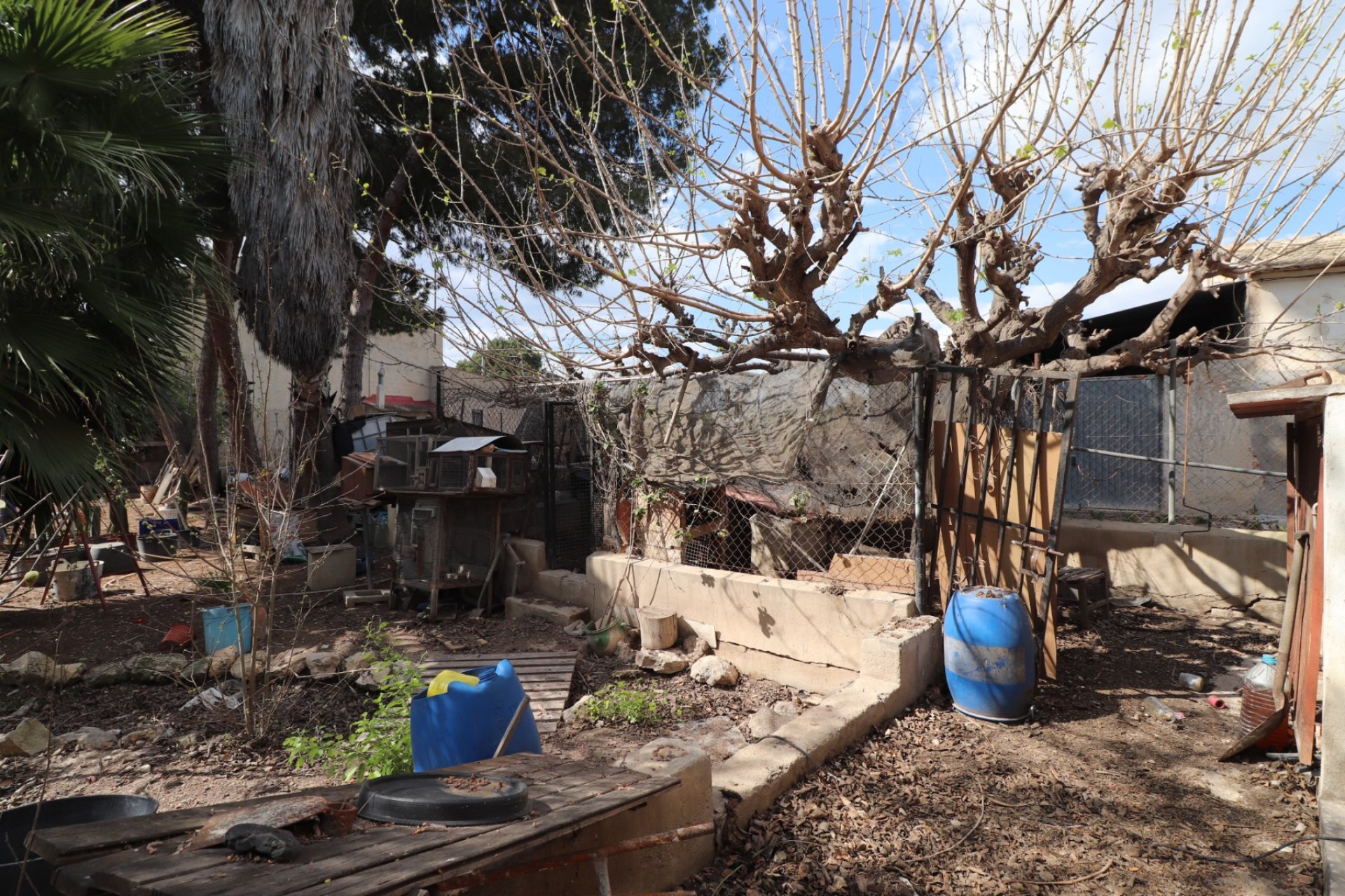Resale - Villa -
Heredades