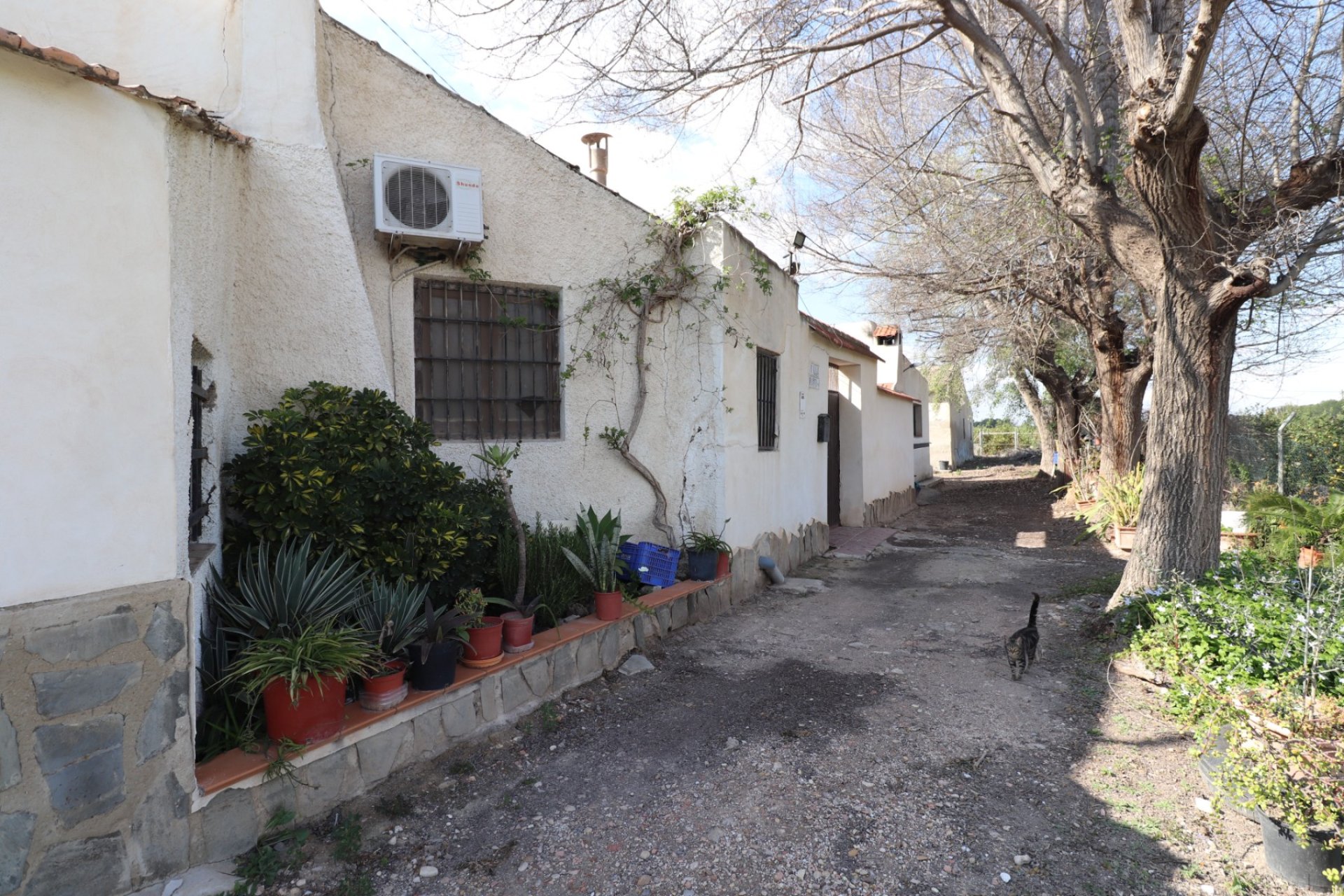 Resale - Villa -
Heredades