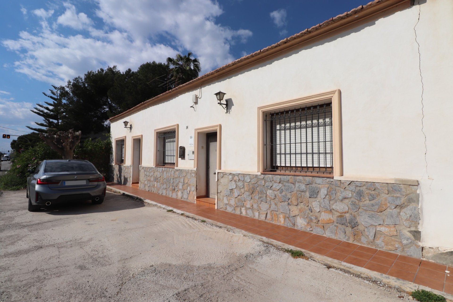 Resale - Villa -
Heredades