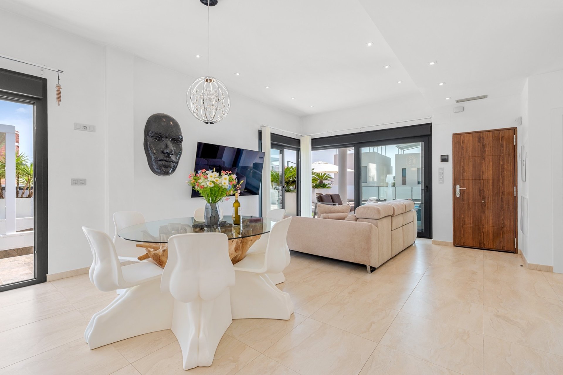 Resale - Villa -
Orihuela Costa - Villamartín