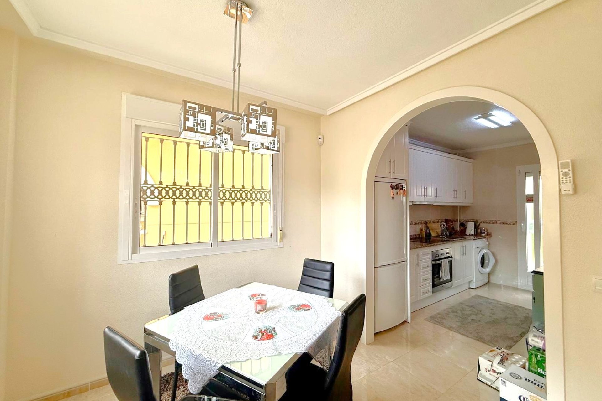 Resale - Villa -
Orihuela Costa - Villamartín