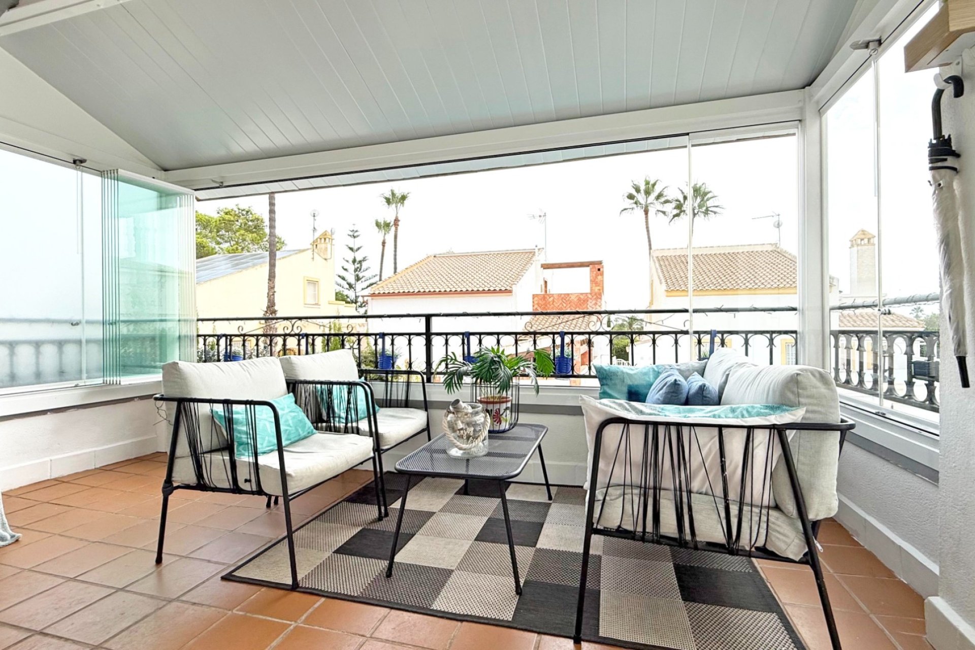 Resale - Villa -
Orihuela Costa - Villamartín
