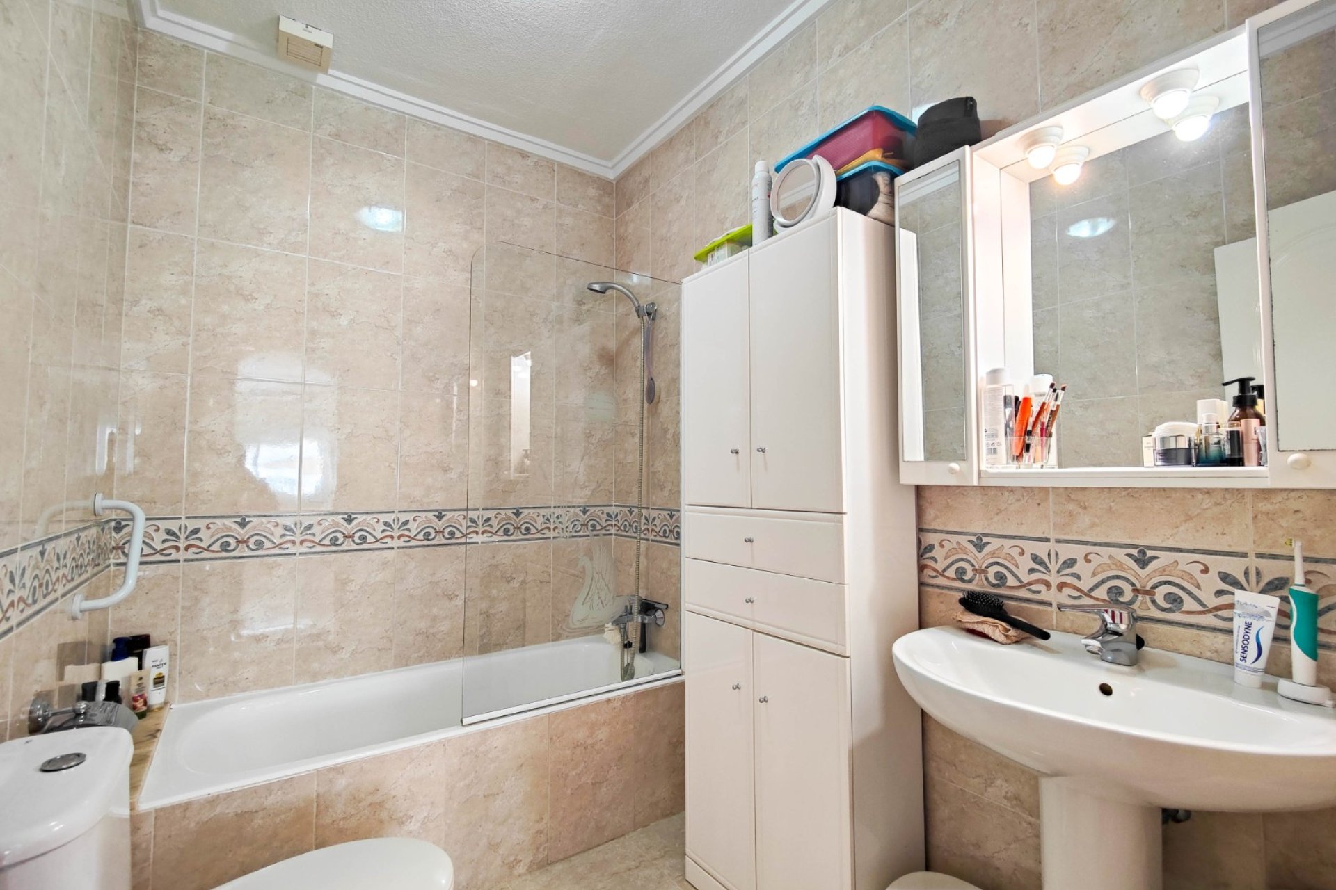 Resale - Villa -
Rojales - Ciudad Quesada