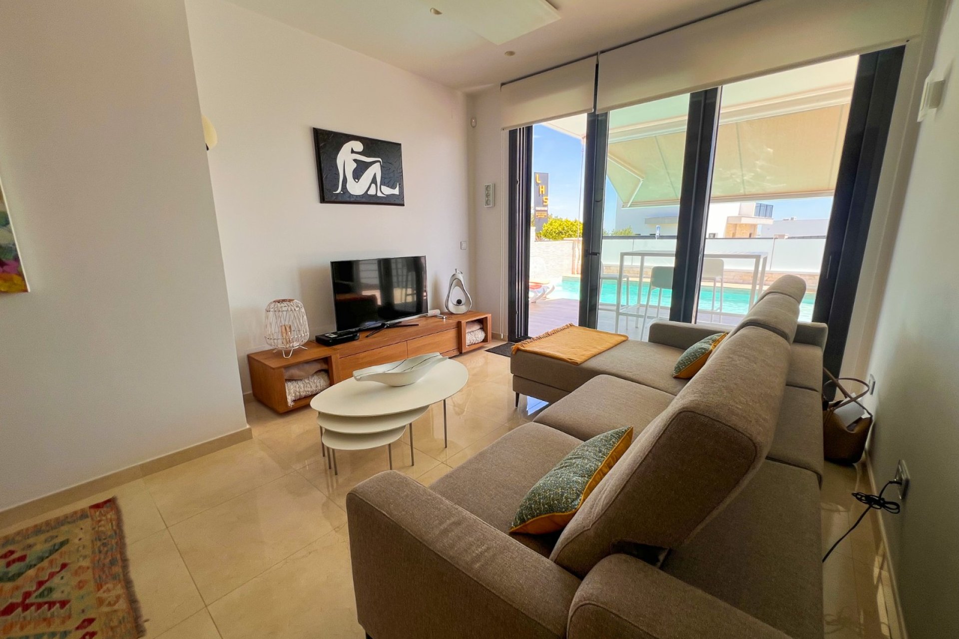 Resale - Villa -
San Miguel de Salinas