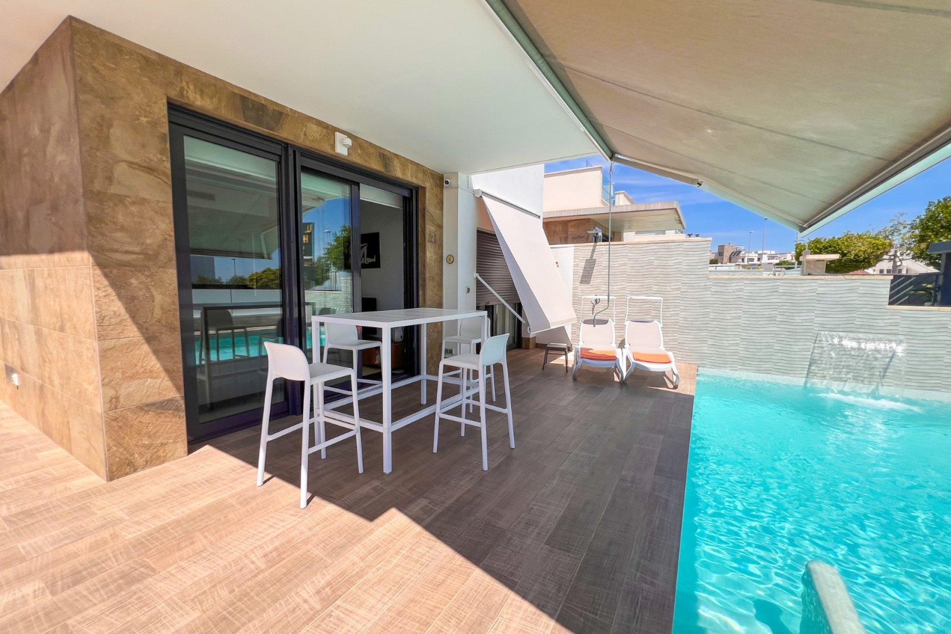 Resale - Villa -
San Miguel de Salinas