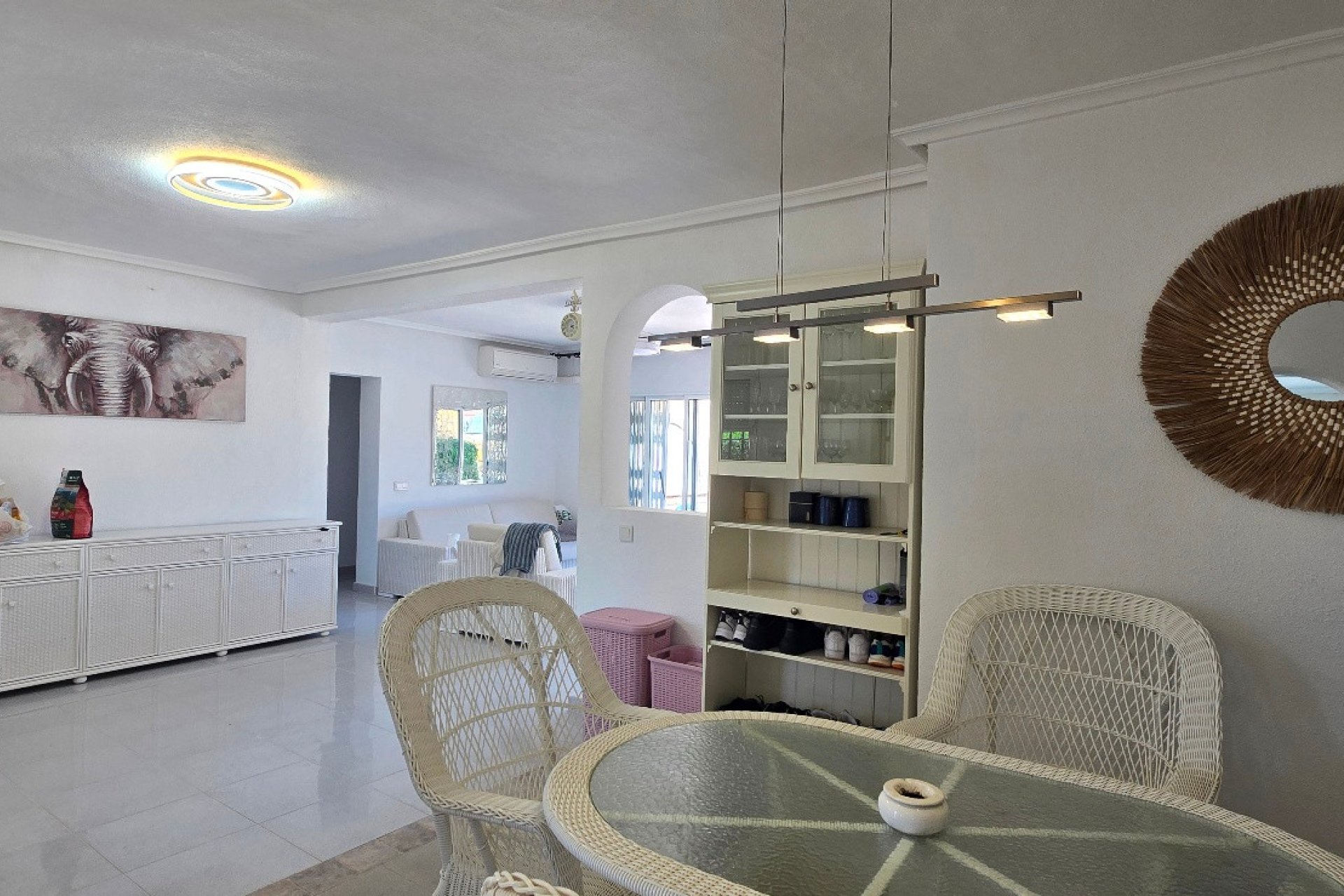 Resale - Villa -
Torrevieja - El Chaparral