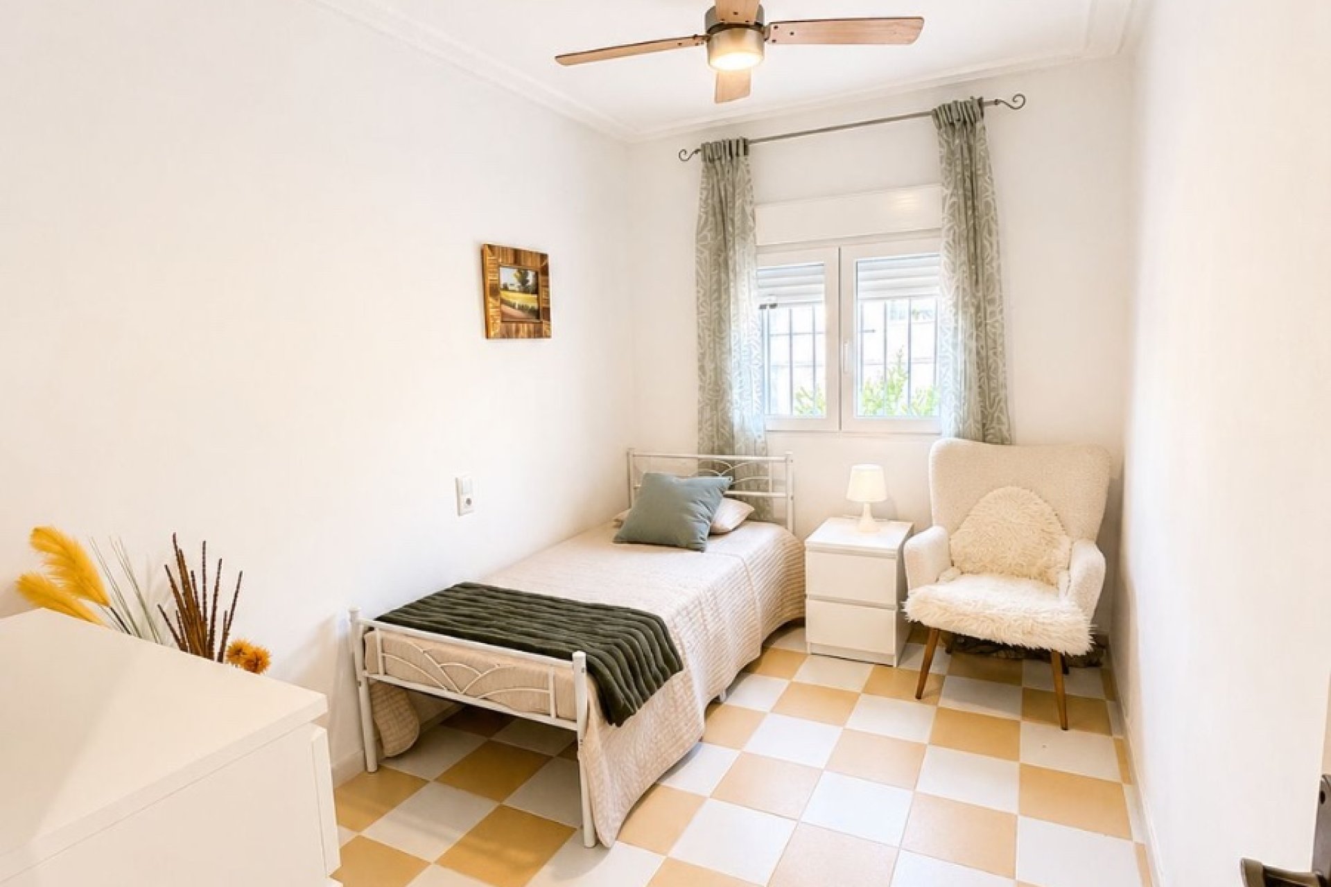 Resale - Villa -
Torrevieja - Nueva Torrevieja