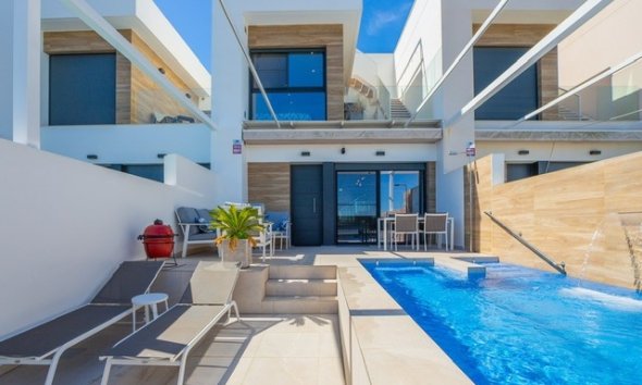 Townhouse - Resale - Ciudad Quesada -
                Costa Blanca