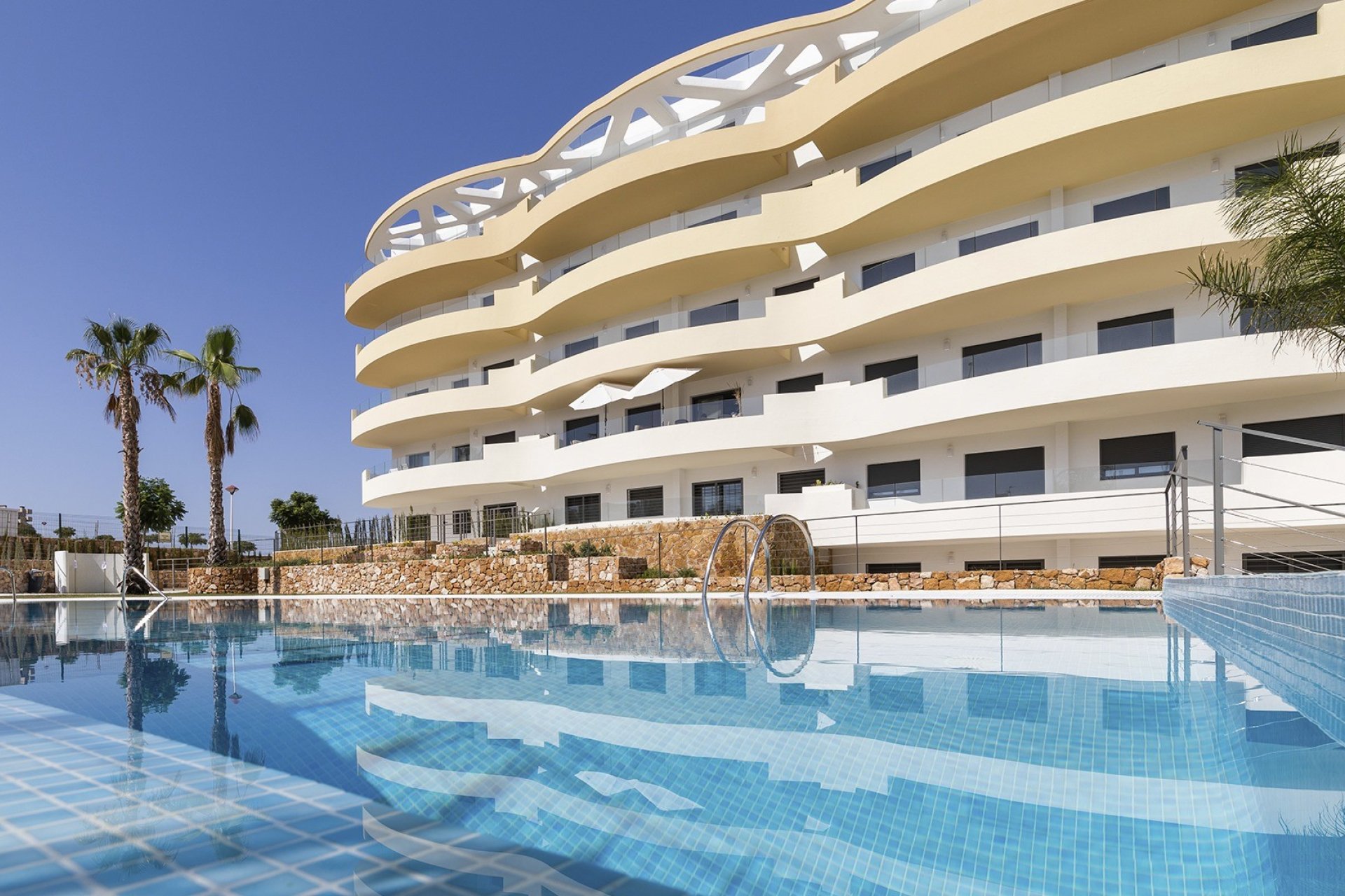 Wiederverkauf - apartment -
Arenales del Sol