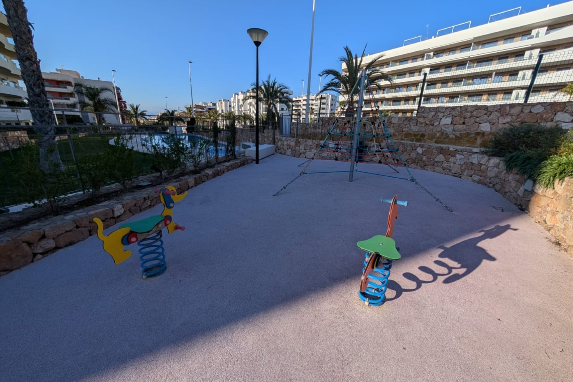 Wiederverkauf - apartment -
Arenales del Sol