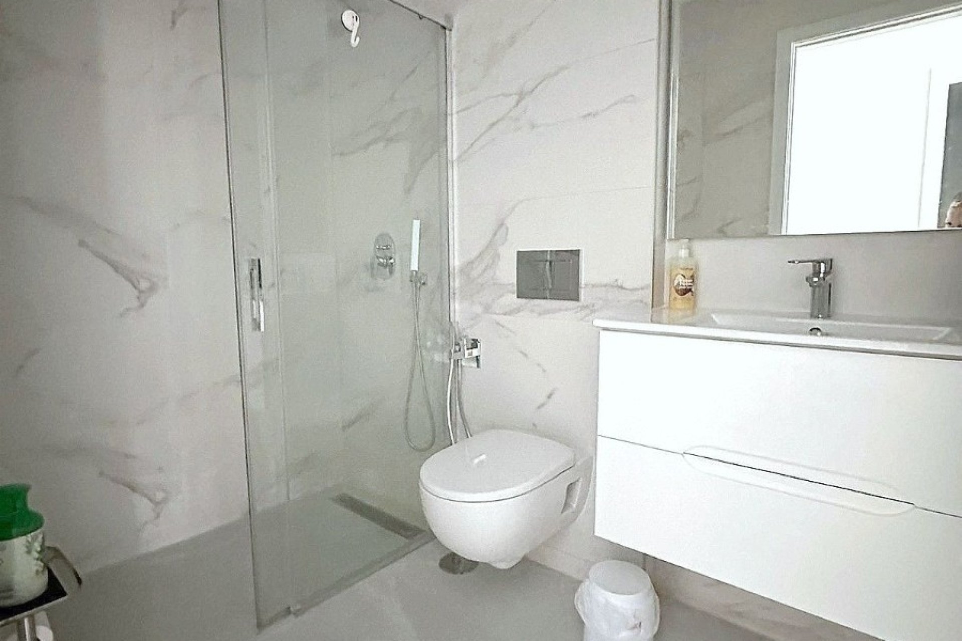 Wiederverkauf - apartment -
Finestrat