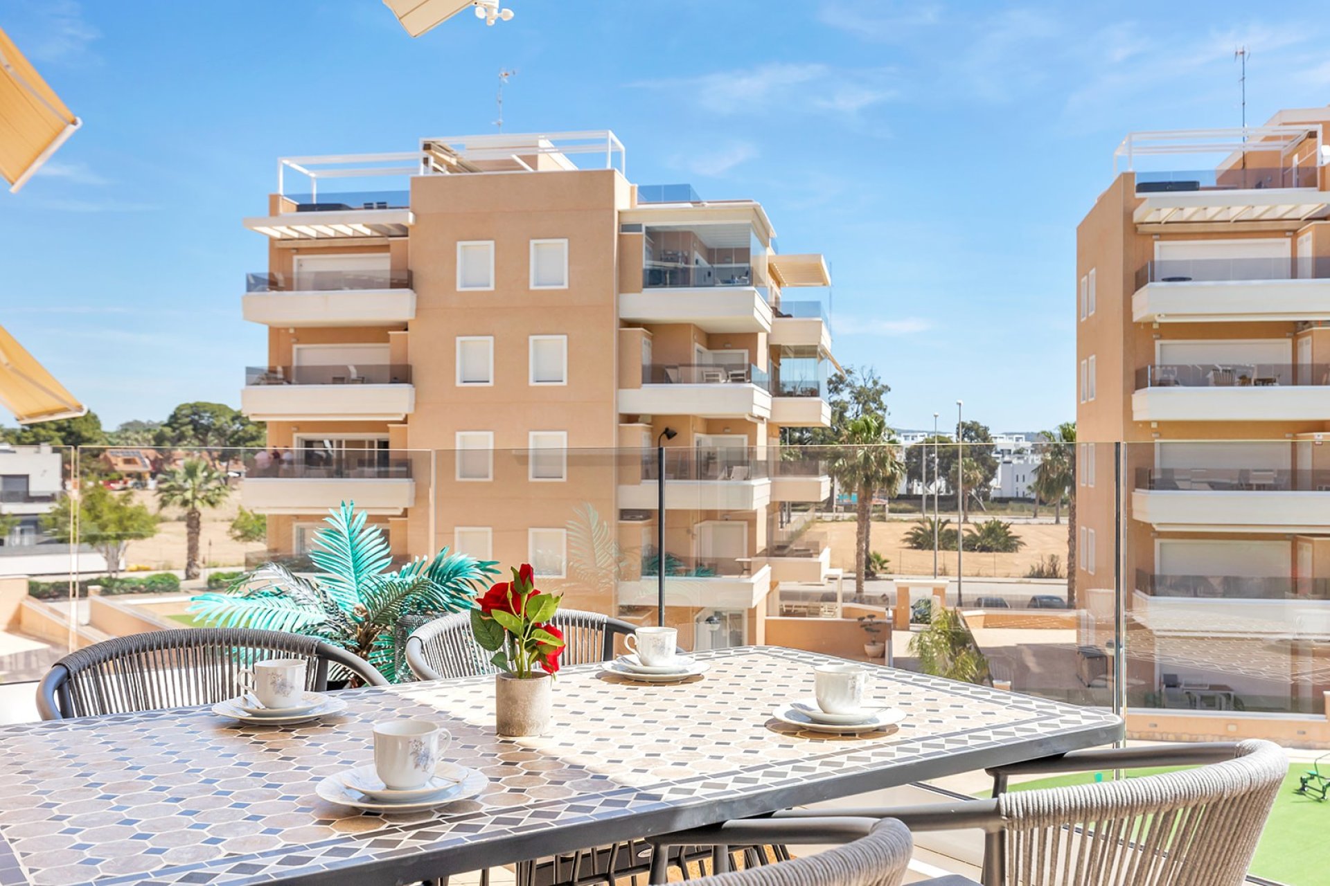 Wiederverkauf - apartment -
Guardamar del Segura - El Raso