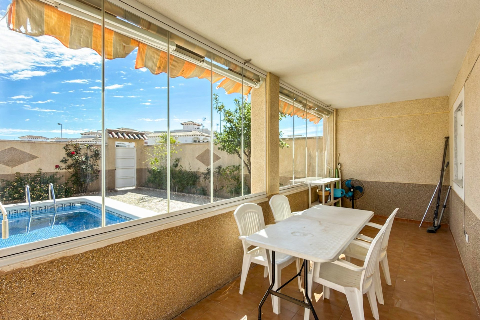 Wiederverkauf - apartment -
Orihuela Costa - Playa Flamenca